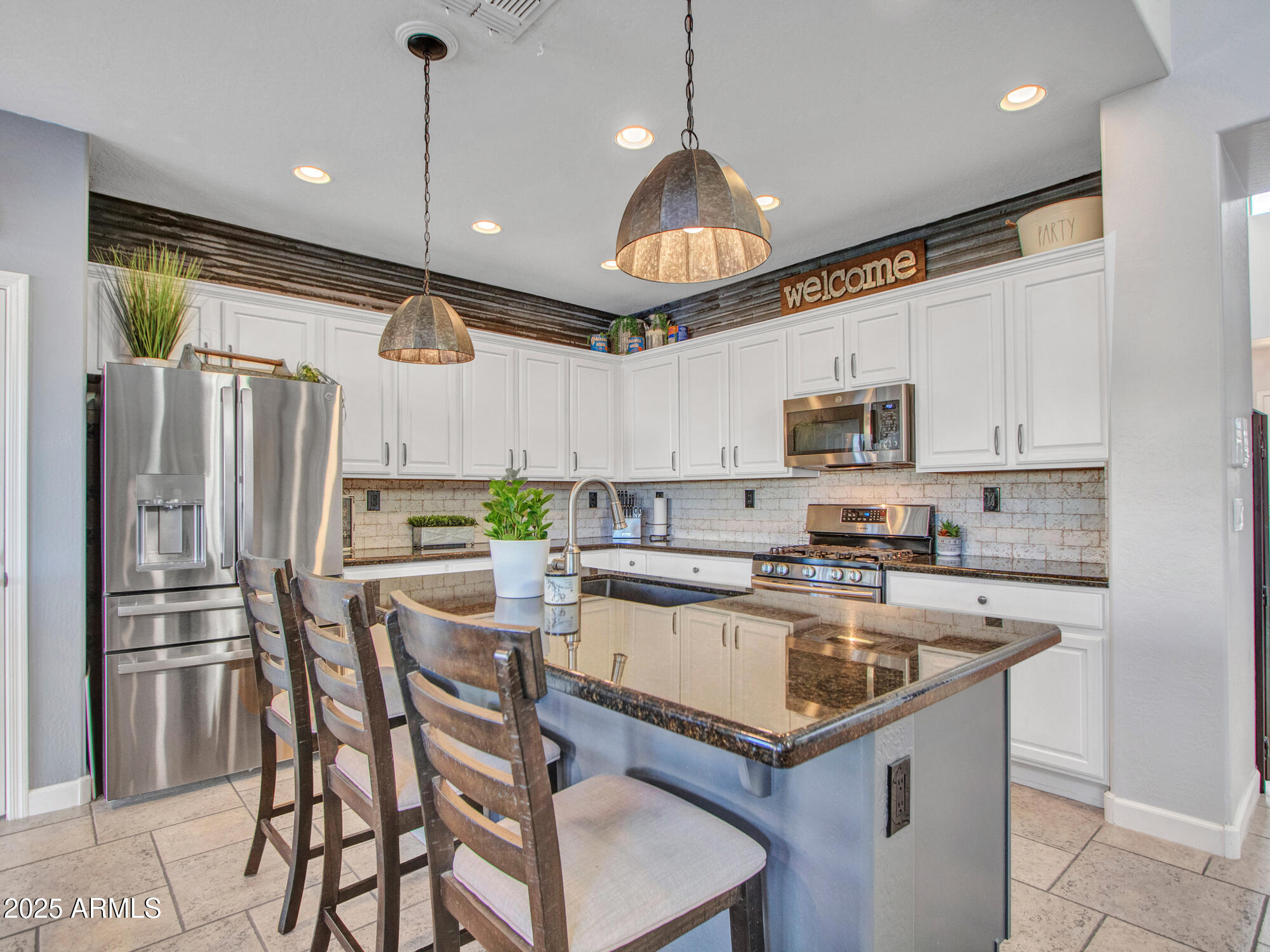 39519 N ROLLING GREEN Court