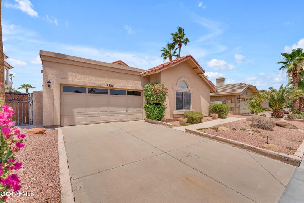 Photo of 5822 W Abraham Lane, Glendale, AZ 85308 (MLS # 6968981)