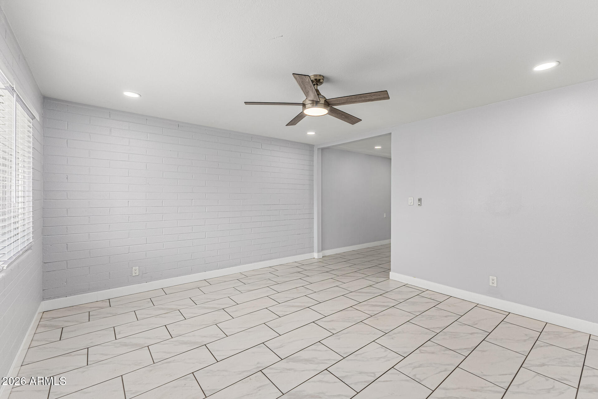 4938 W MCLELLAN Road