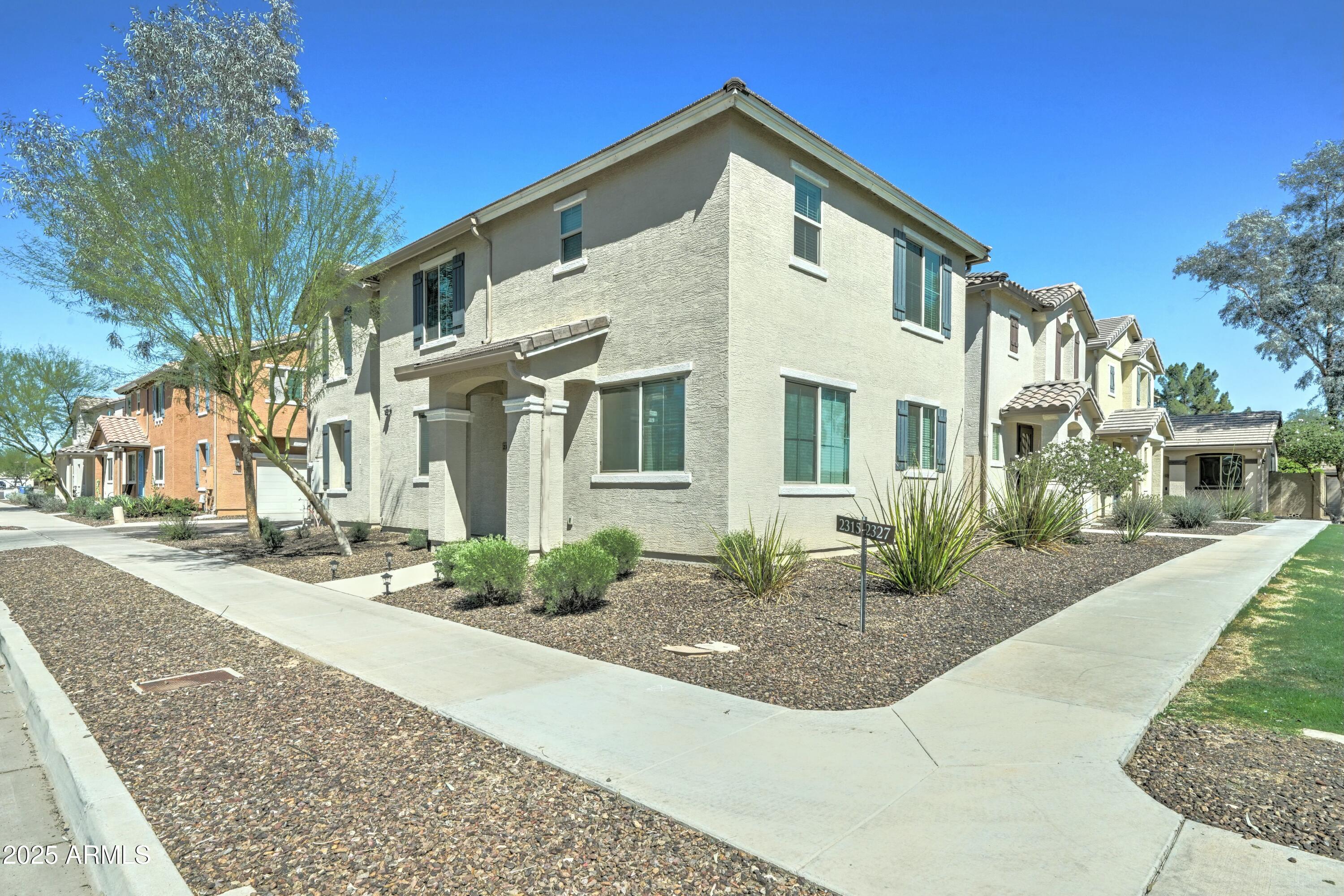 2315 N 73RD Drive