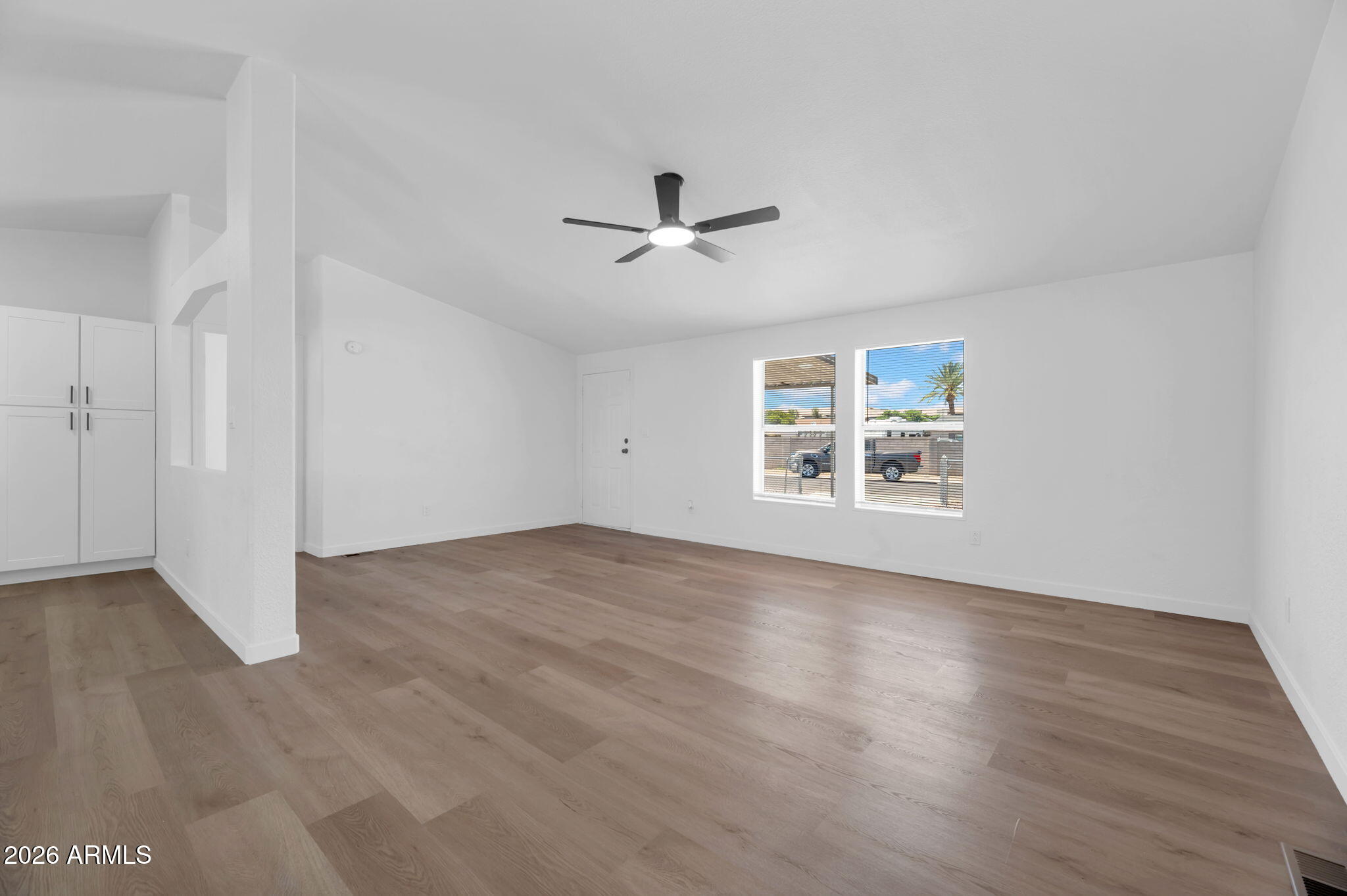 2547 E TONTO Lane