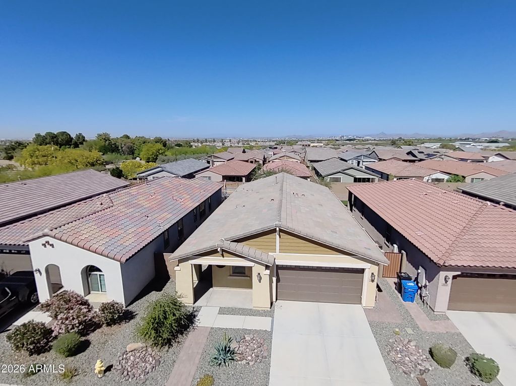 Photo of 1654 W Buist Avenue, Phoenix, AZ 85041 (MLS # 6998213)