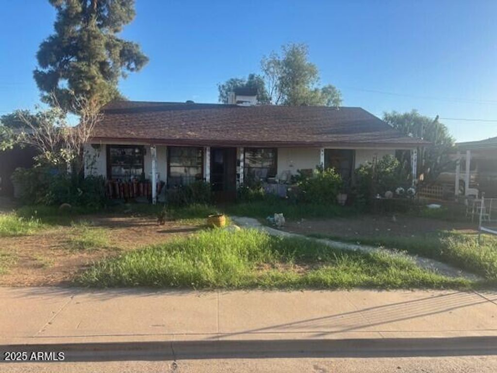 Photo of 1339 E Indianola Avenue, Phoenix, AZ 85014 (MLS # 6934684)