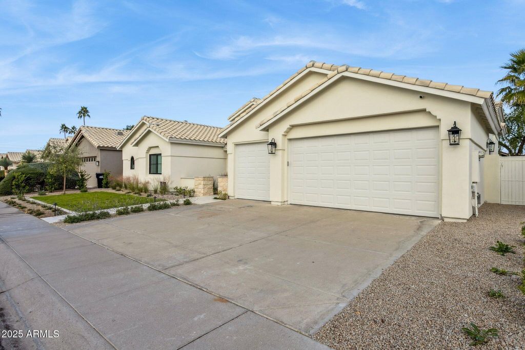 Photo of 8916 E Camino Del Santo Street, Scottsdale, AZ 85260 (MLS # 6954562)