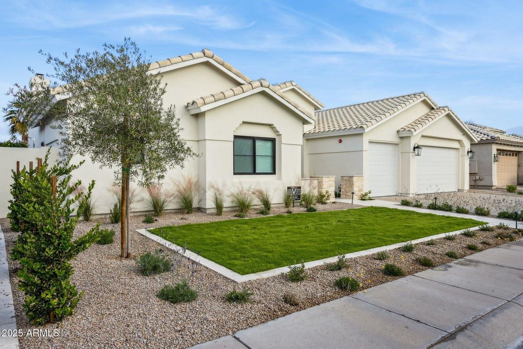 Photo of 8916 E Camino Del Santo Street, Scottsdale, AZ 85260 (MLS # 6954562)