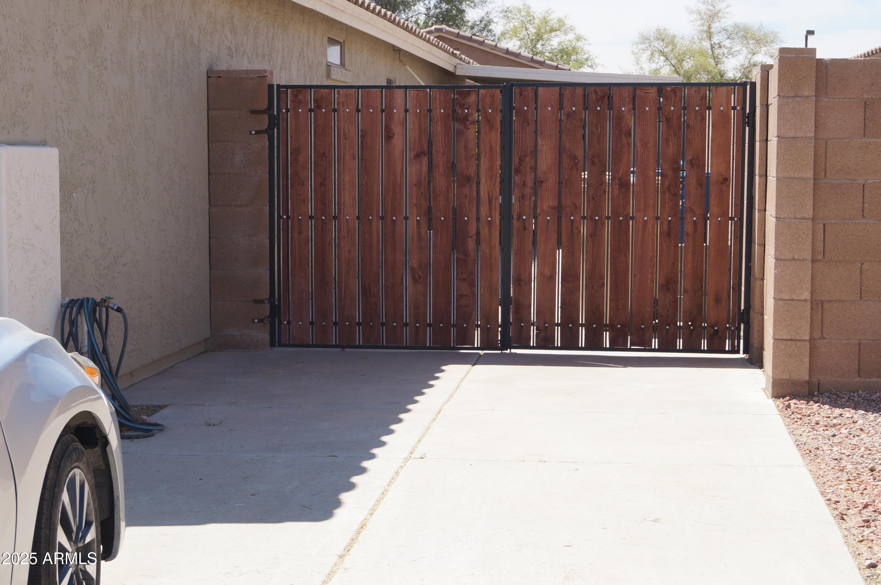 25671 W SHOOTING STAR Lane