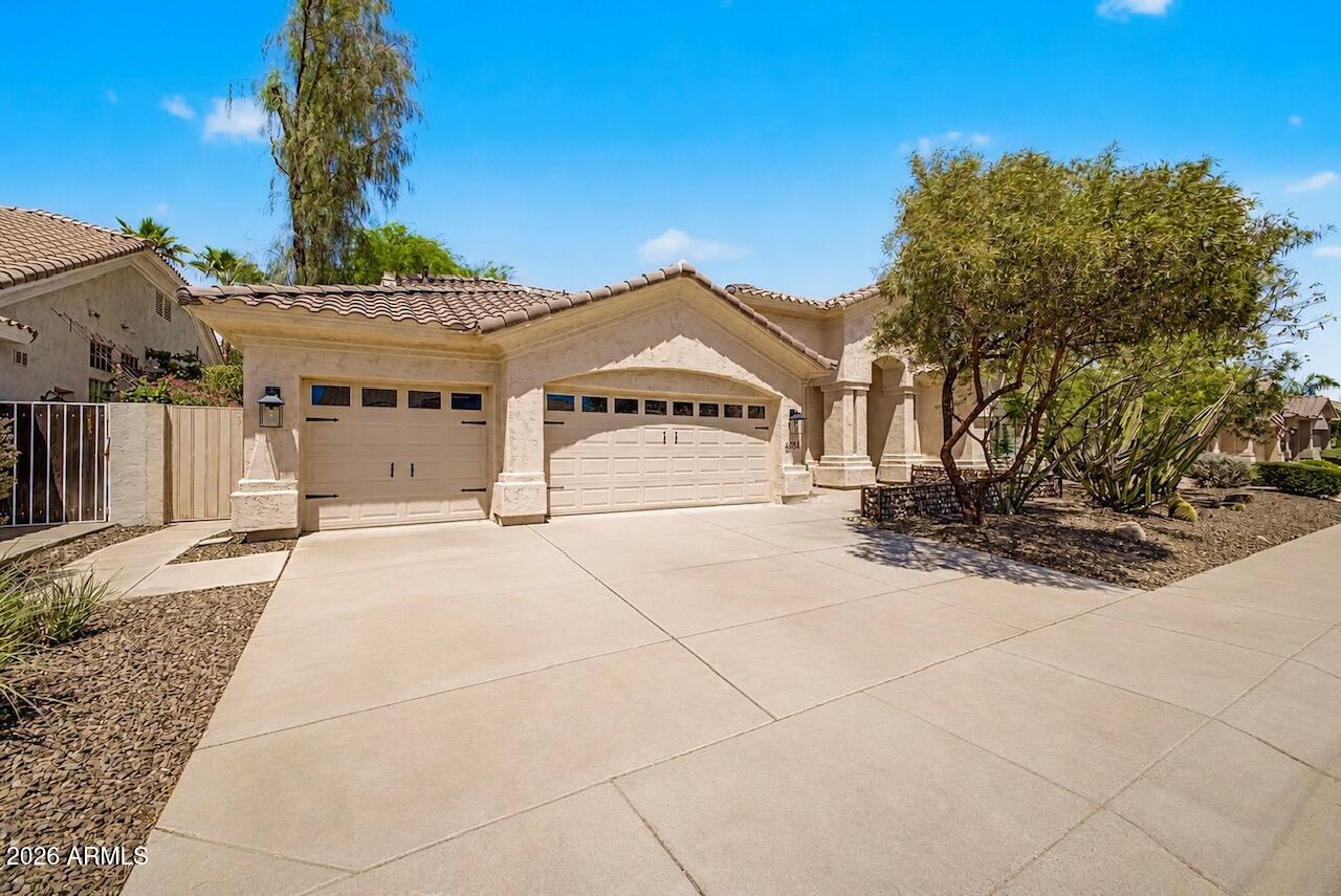 6034 E ANDERSON Drive
