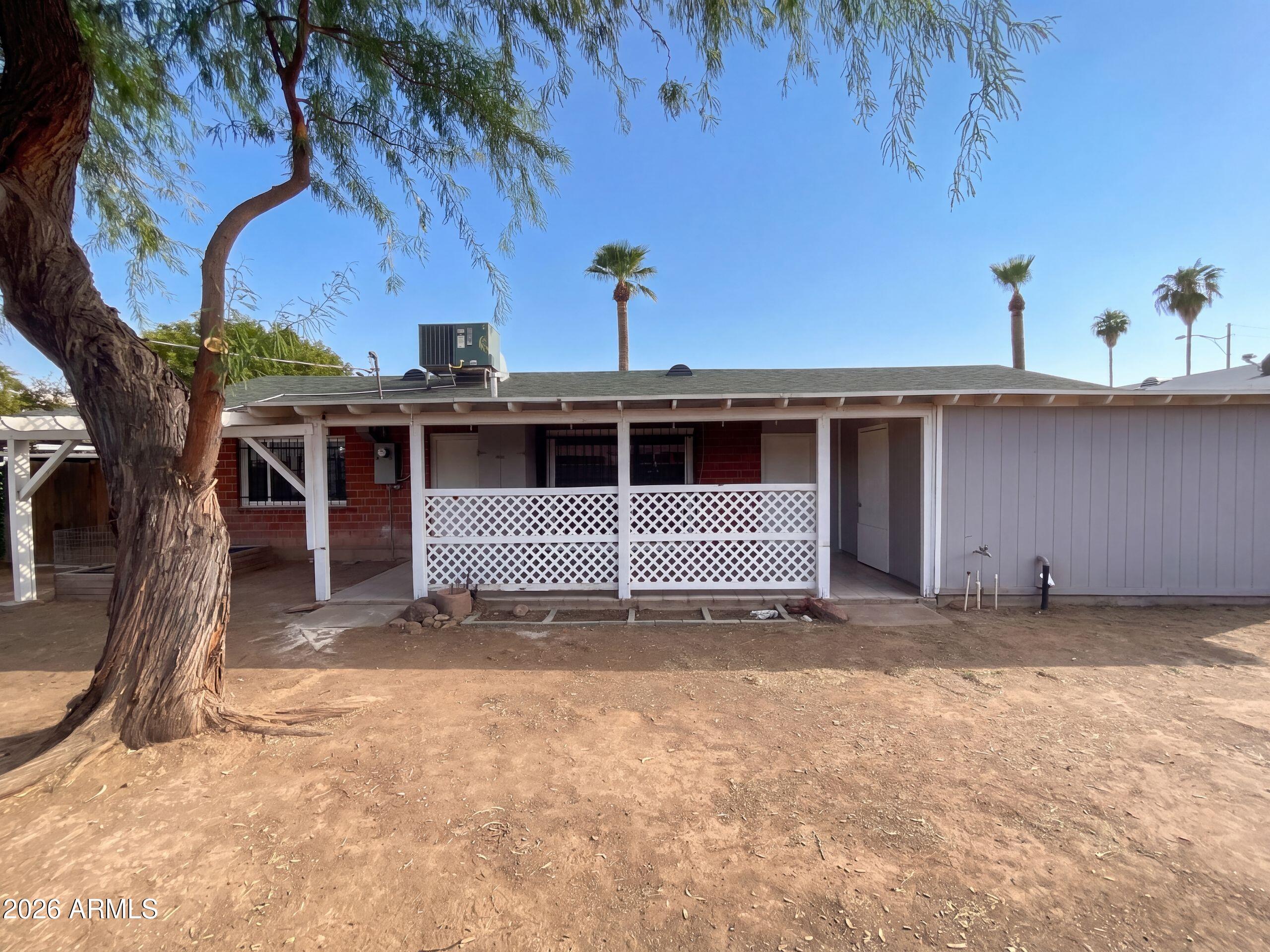 3544 W SIERRA VISTA Drive