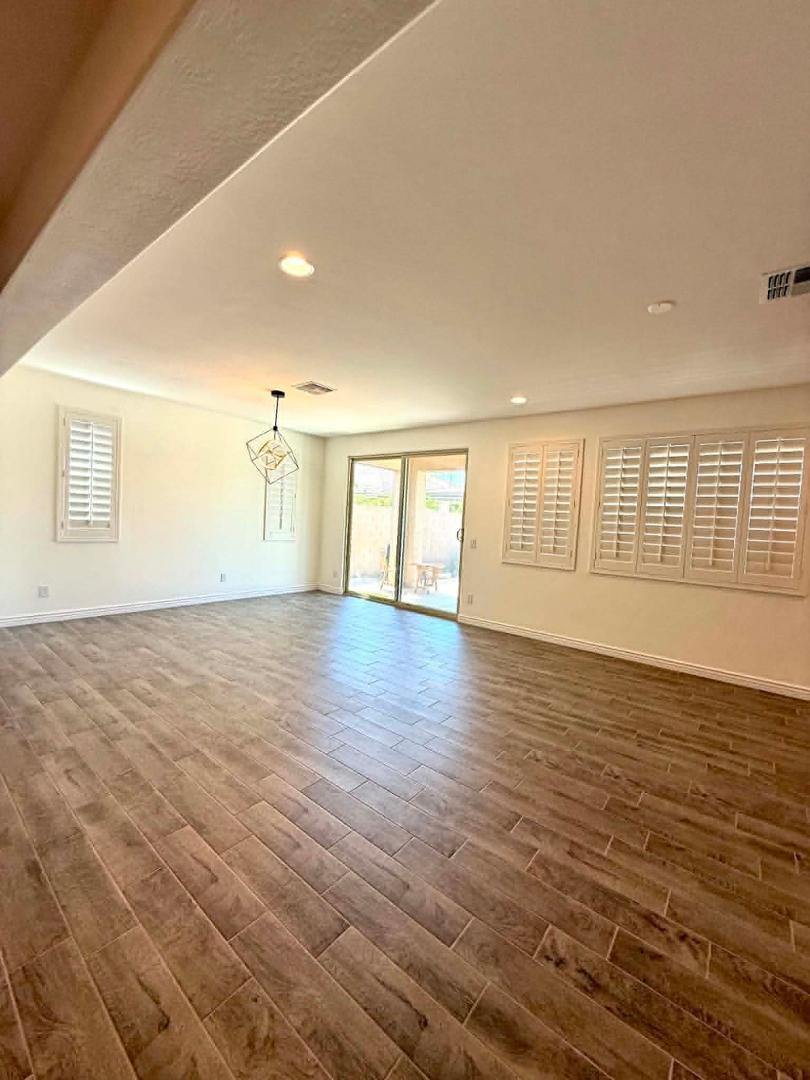 22995 E Calle Luna