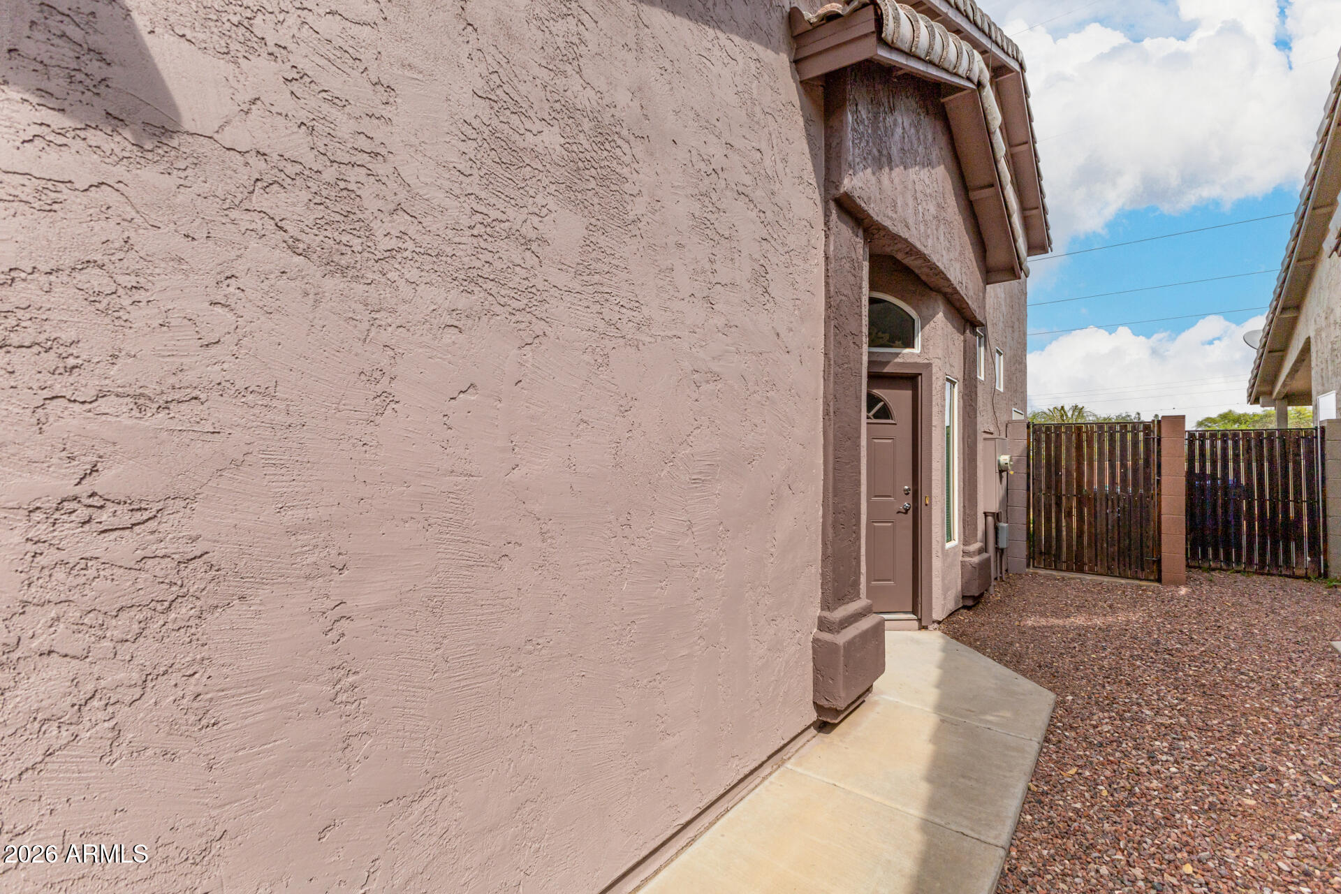 6610 E UNIVERSITY Drive 43