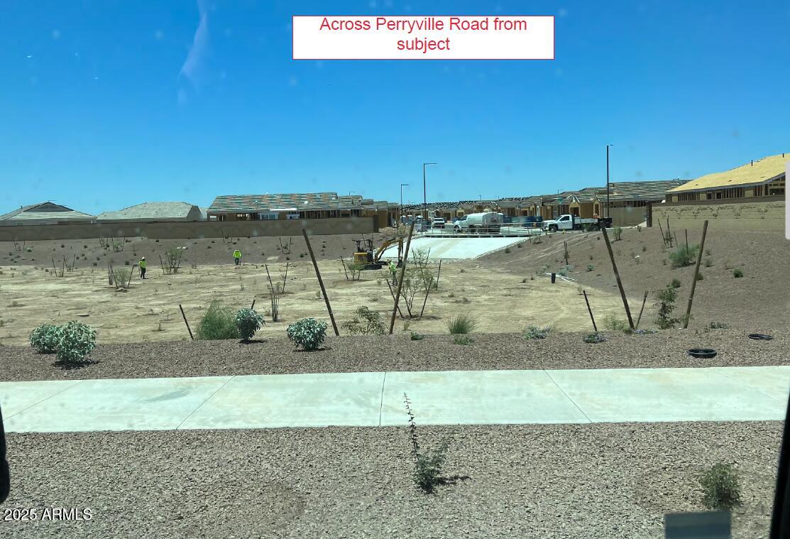 219 N PERRYVILLE Road 00