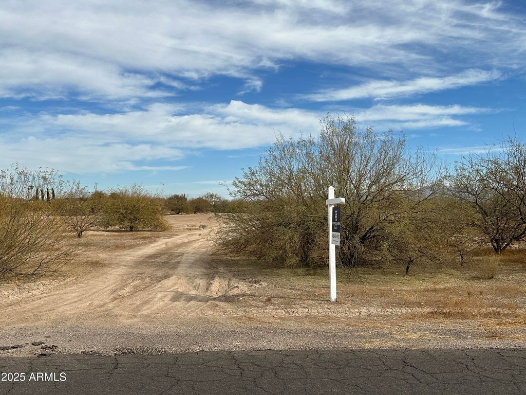 Photo of 3355 W Atlantic Drive #17, Eloy, AZ 85131 (MLS # 6945150)