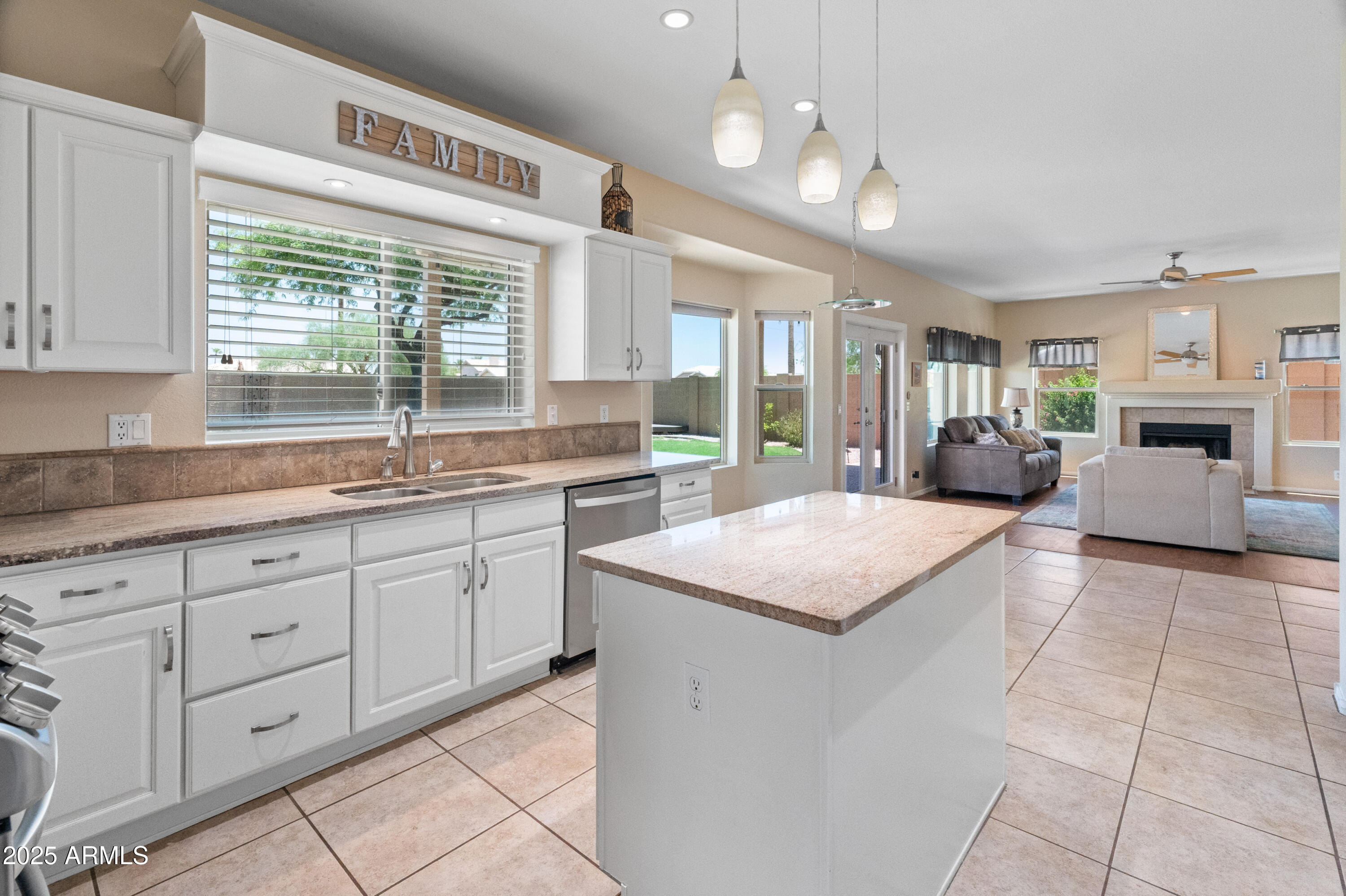 15055 S 40TH Place