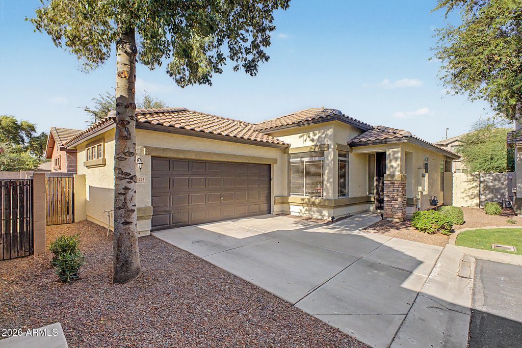 Photo of 1243 S Emmett Drive, Chandler, AZ 85286 (MLS # 7024156)