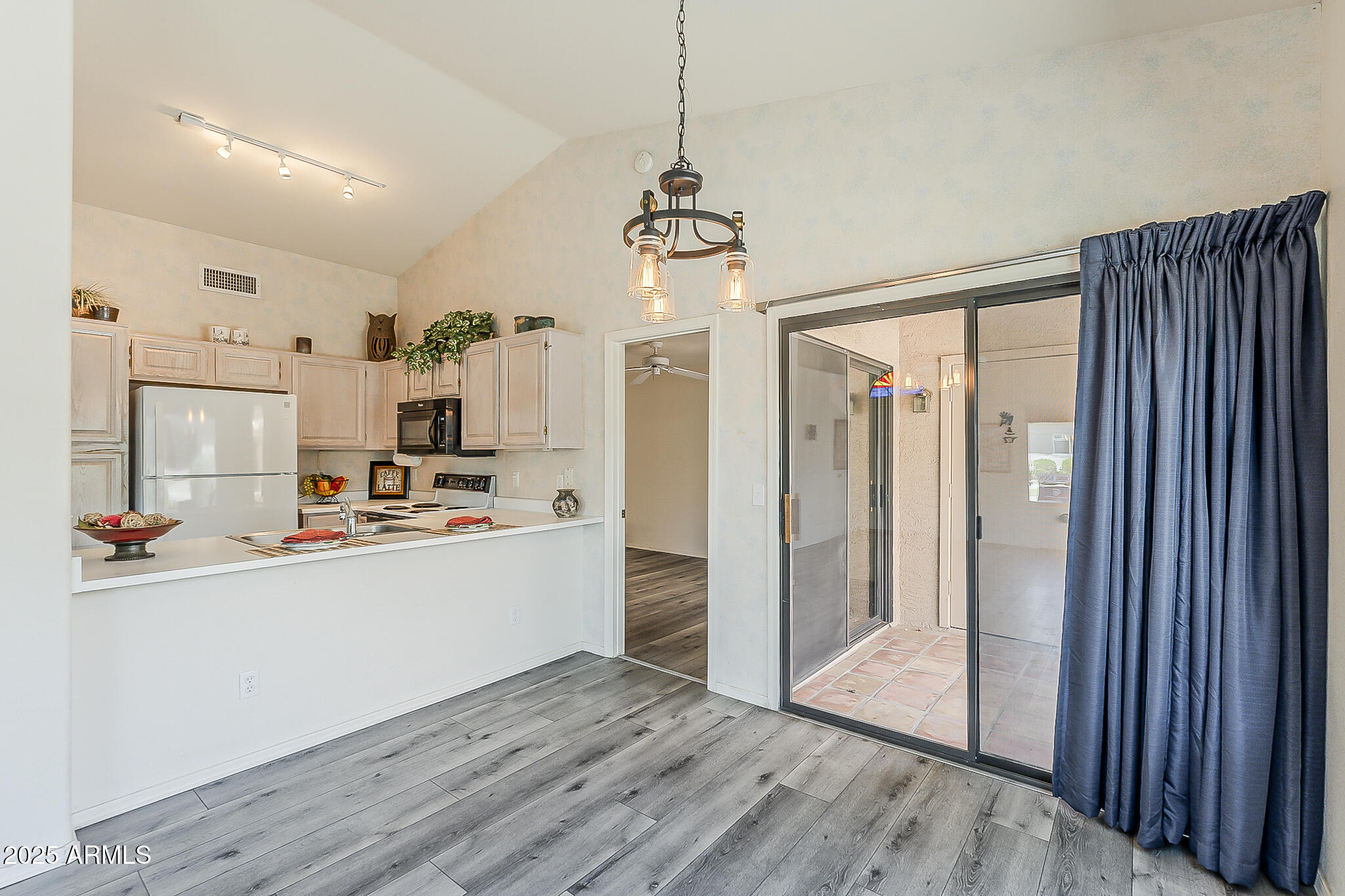 14300 W BELL Road 261