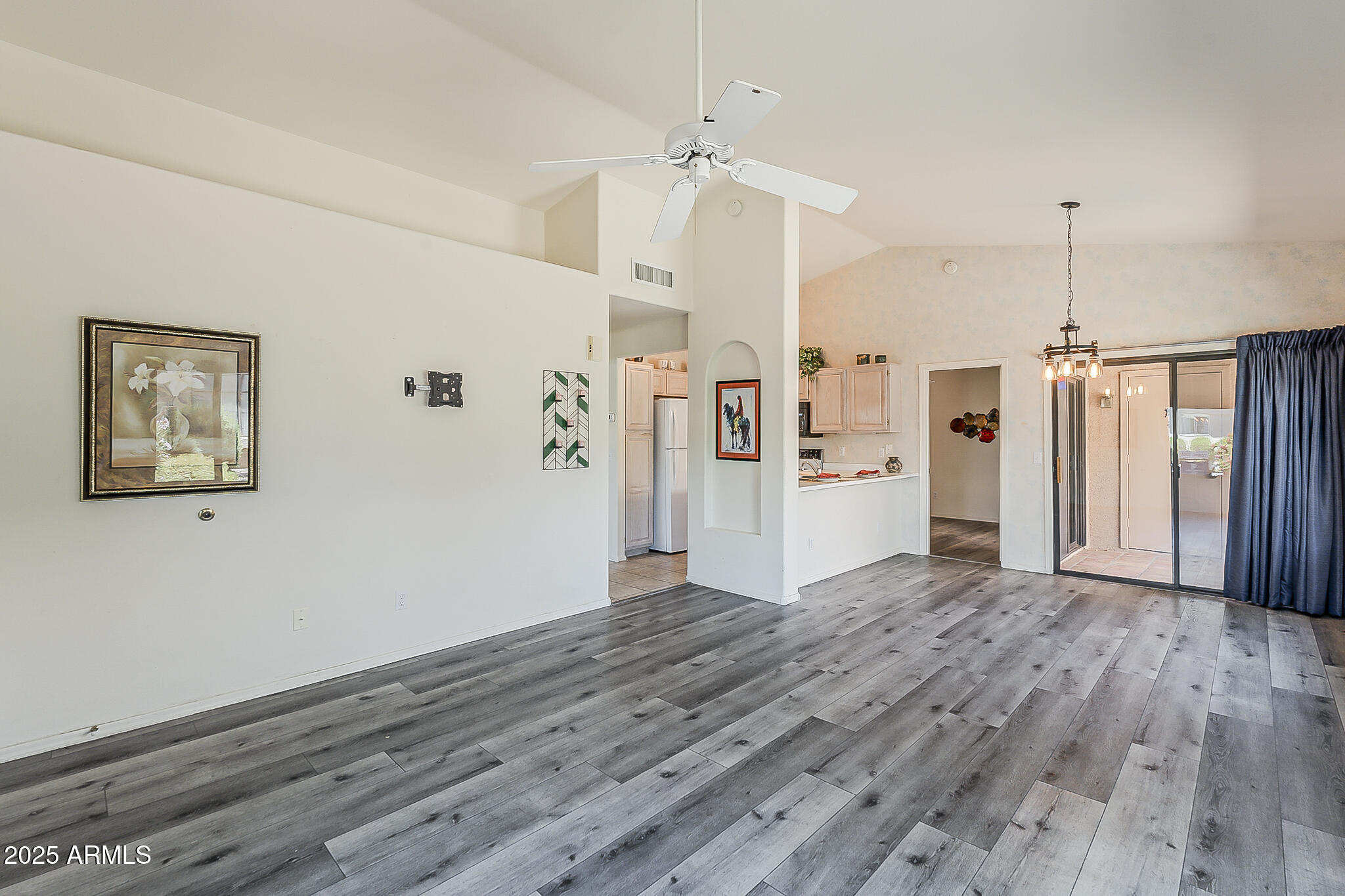 14300 W BELL Road 261