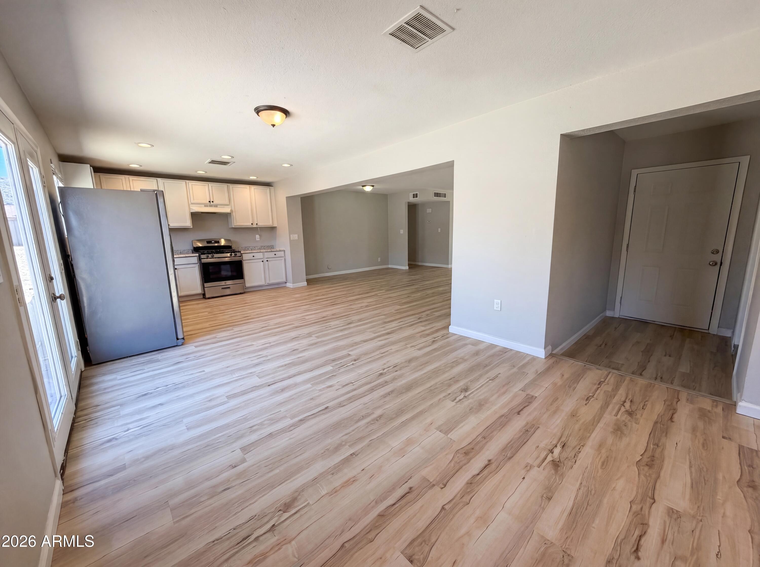 8631 S 6TH Street