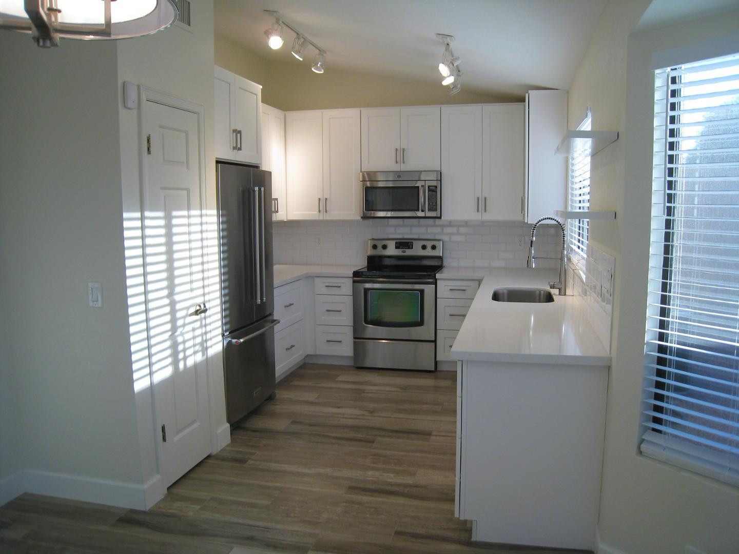 11104 N 110TH Place