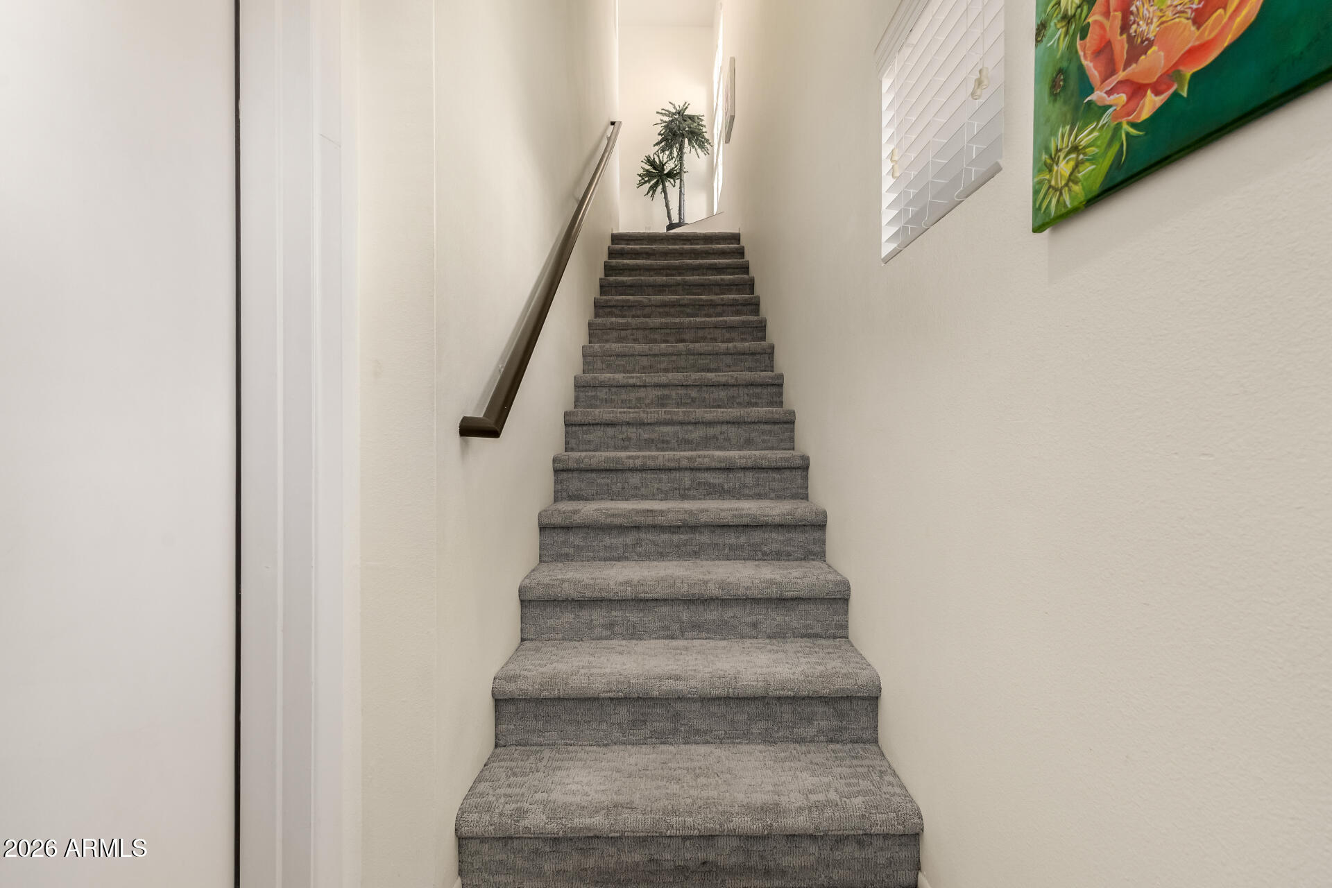 8270 N HAYDEN Road 2004