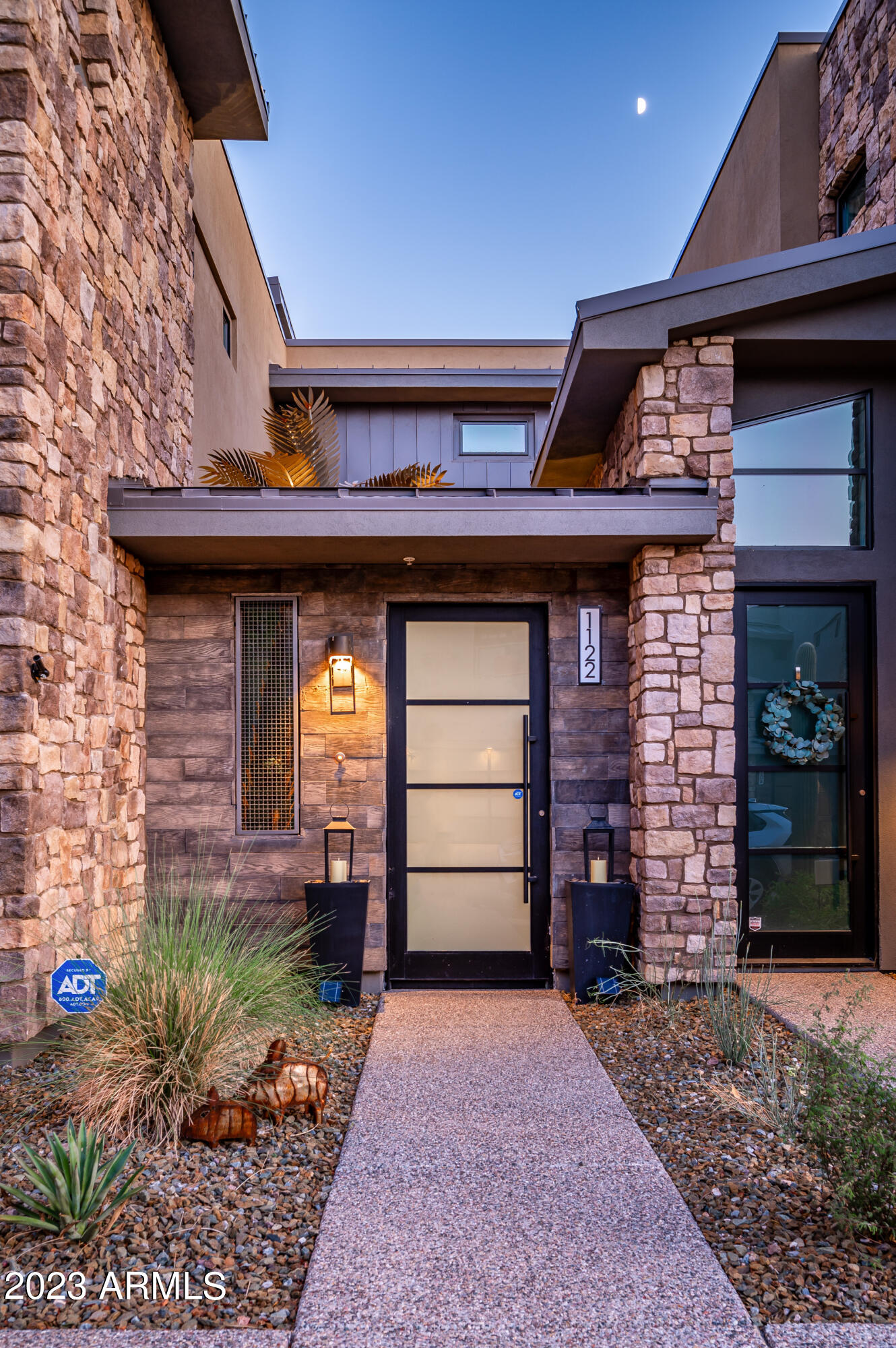 37200 N CAVE CREEK Road 1122