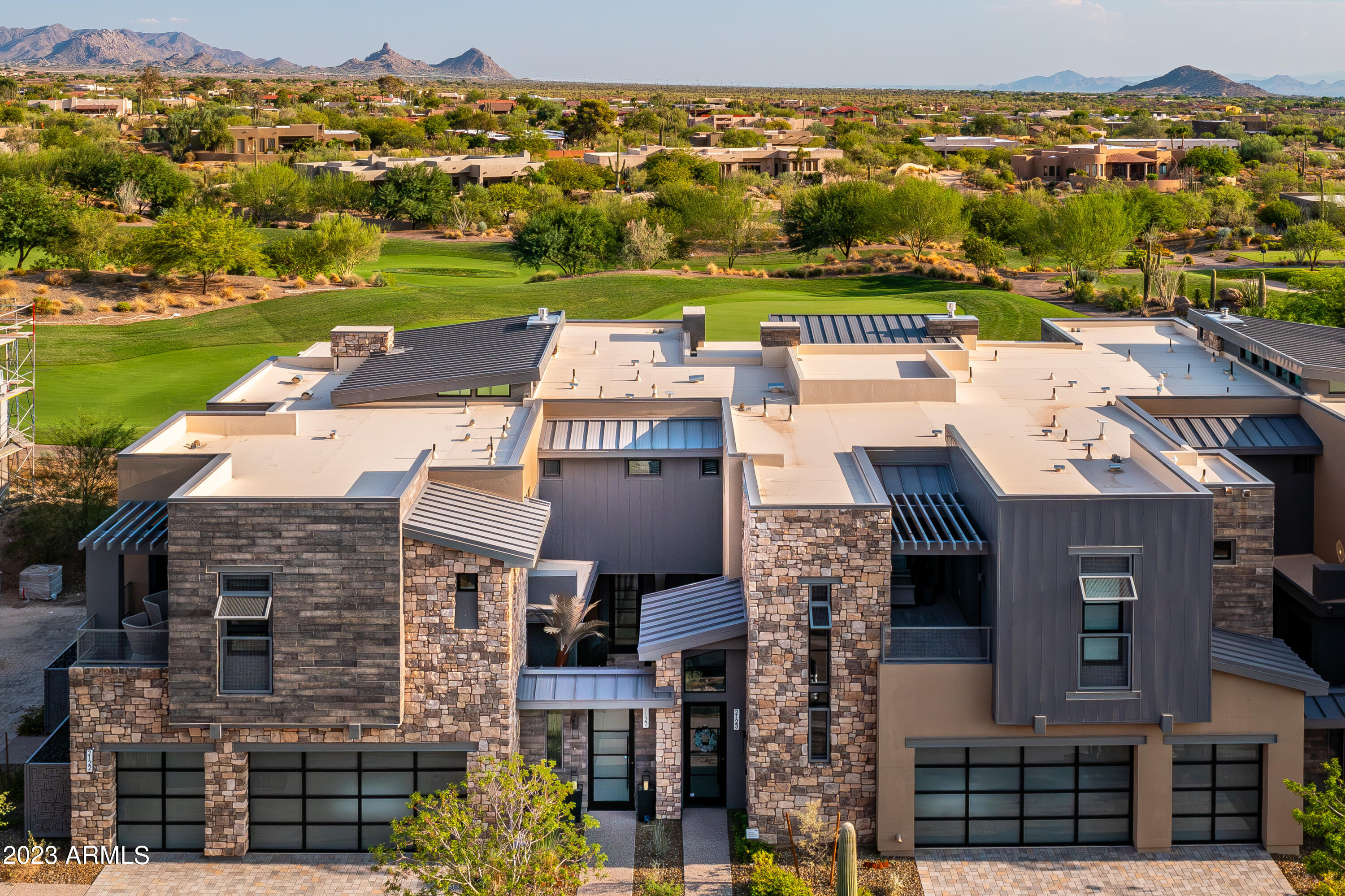 37200 N CAVE CREEK Road 1122