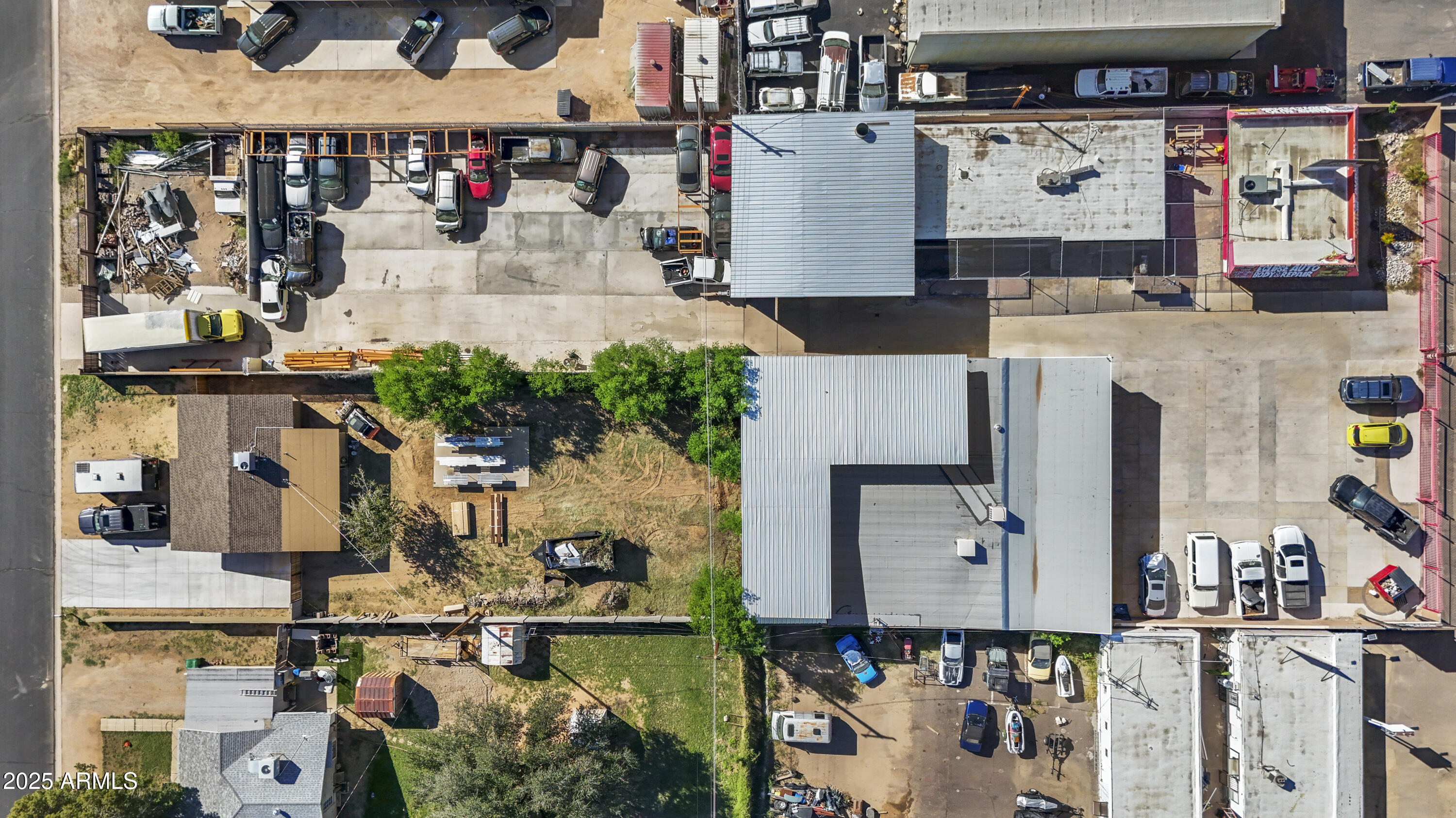 8213-8215 E Main Street