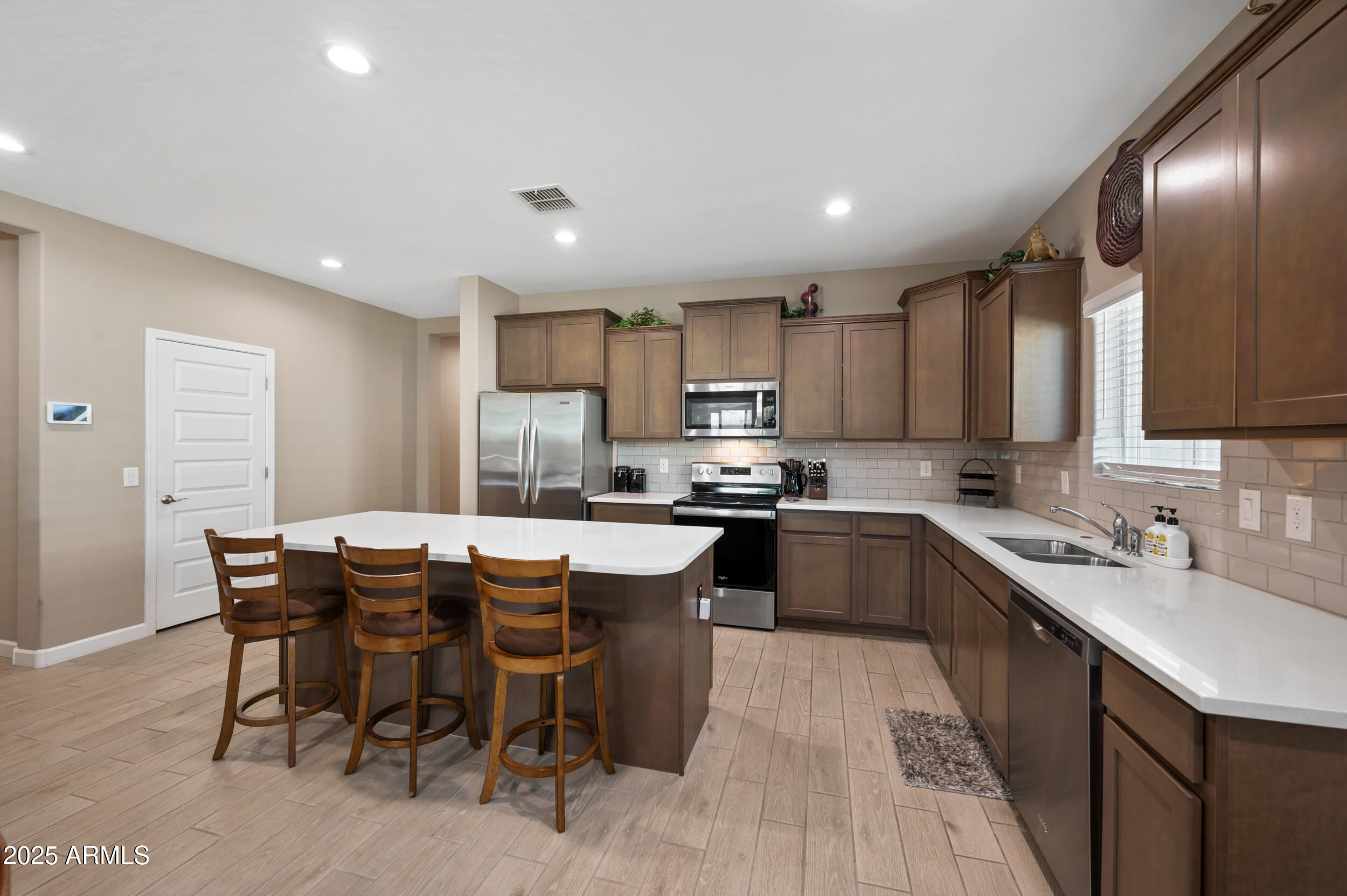 5345 W ALTA MESA Avenue