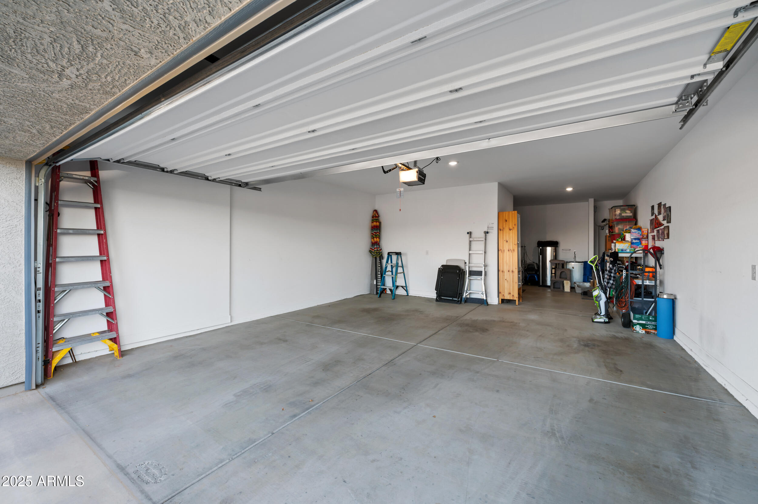 5345 W ALTA MESA Avenue