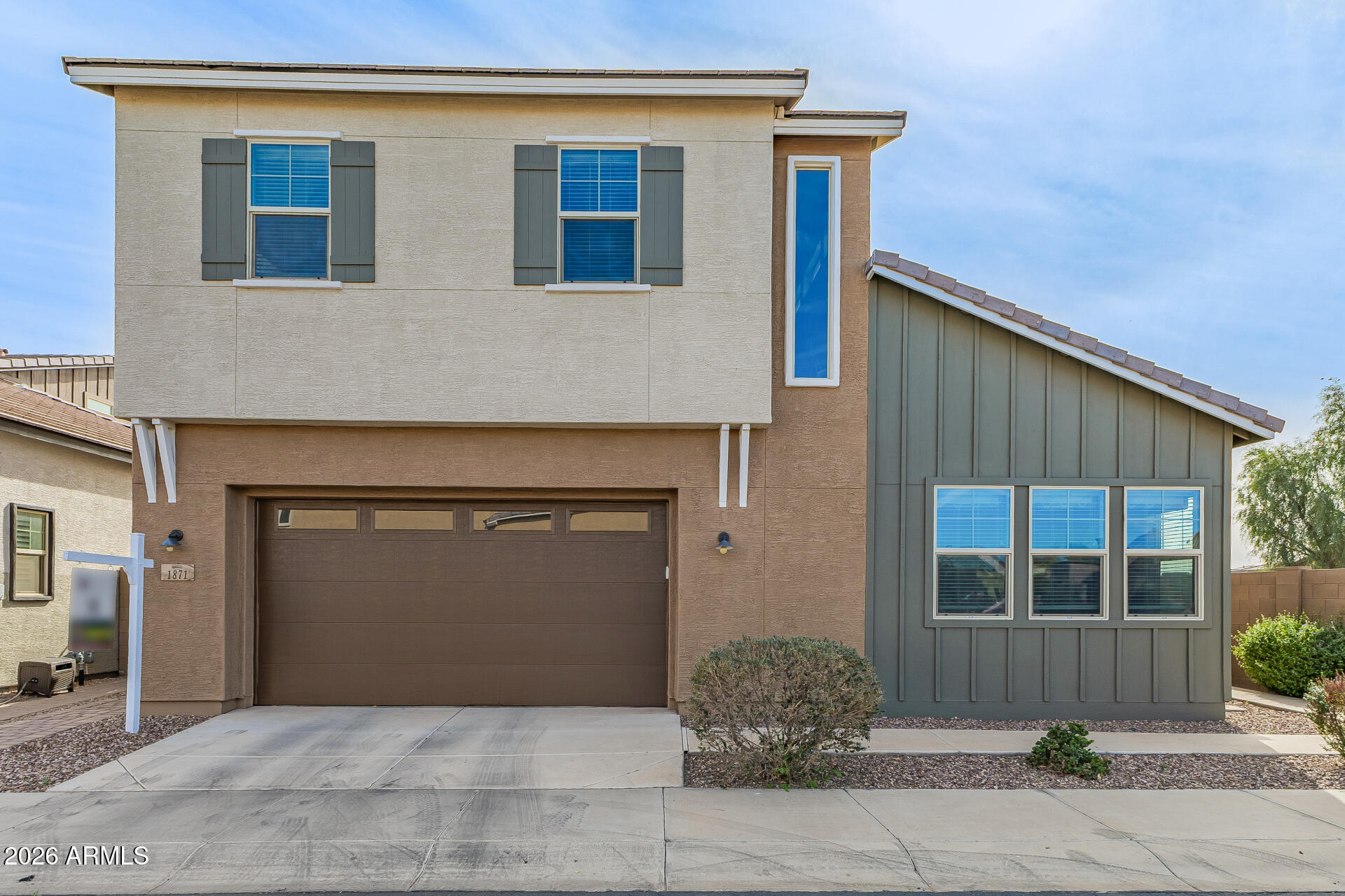 1871 E LANTANA Drive