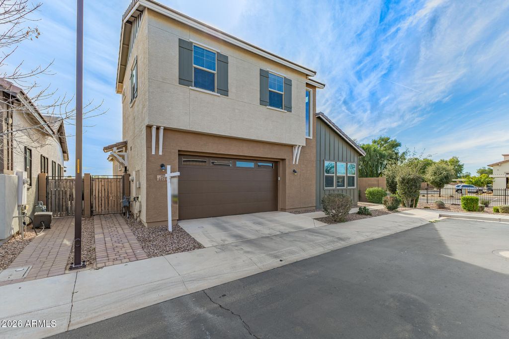 Photo of 1871 E Lantana Drive, Chandler, AZ 85286 (MLS # 6981284)