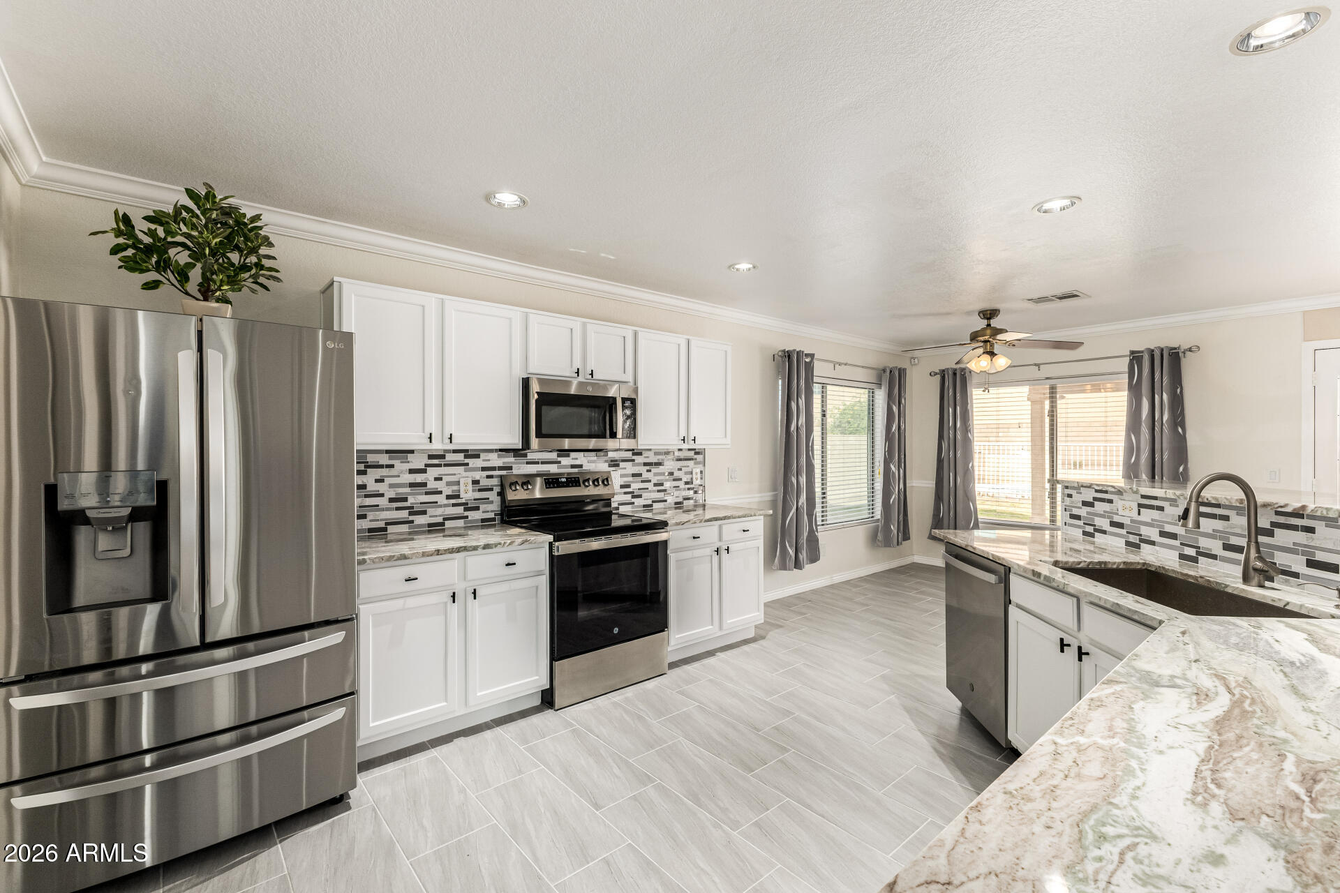 2210 E PARAISO Drive