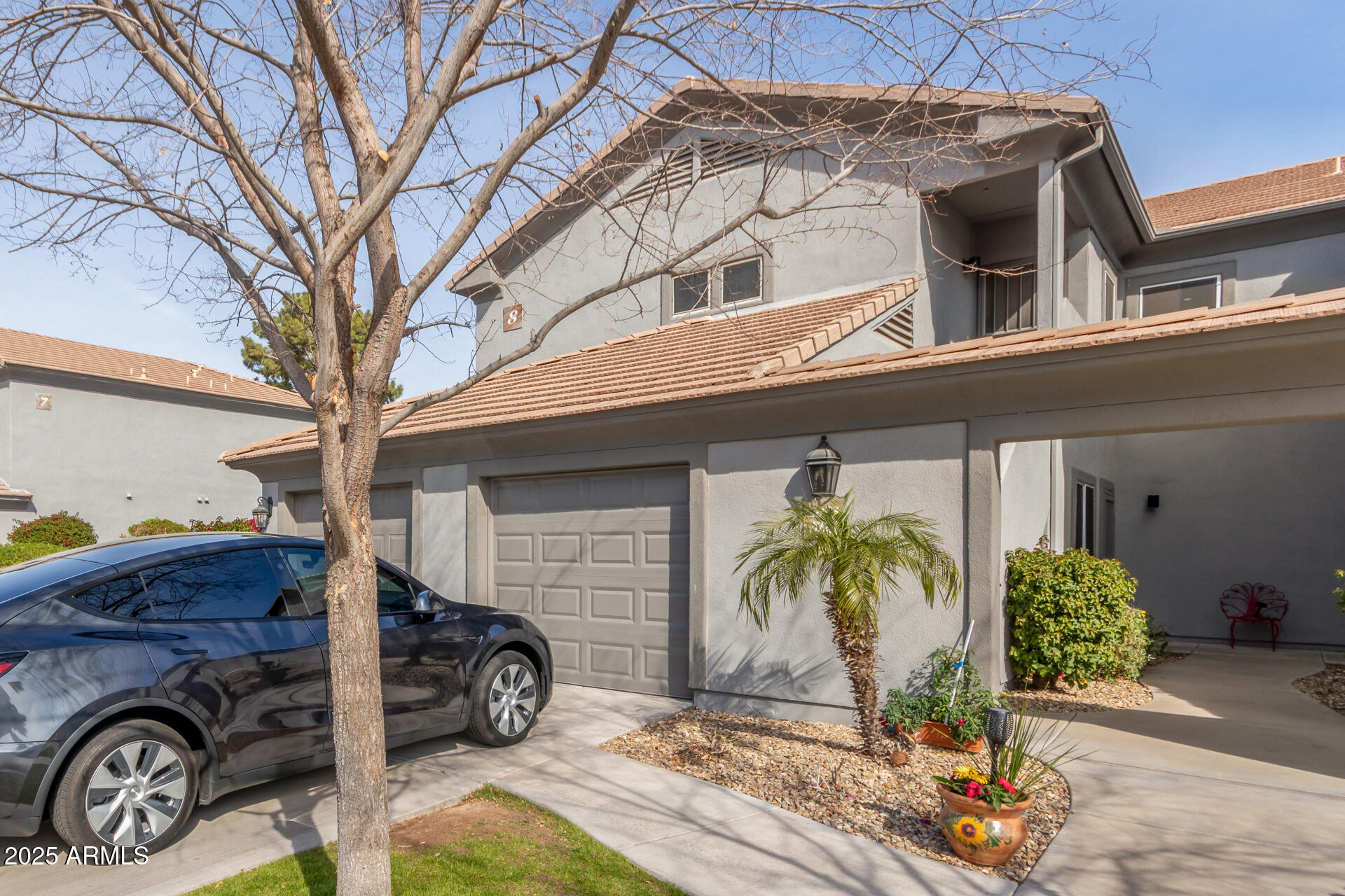 7401 W ARROWHEAD CLUBHOUSE Drive 1023