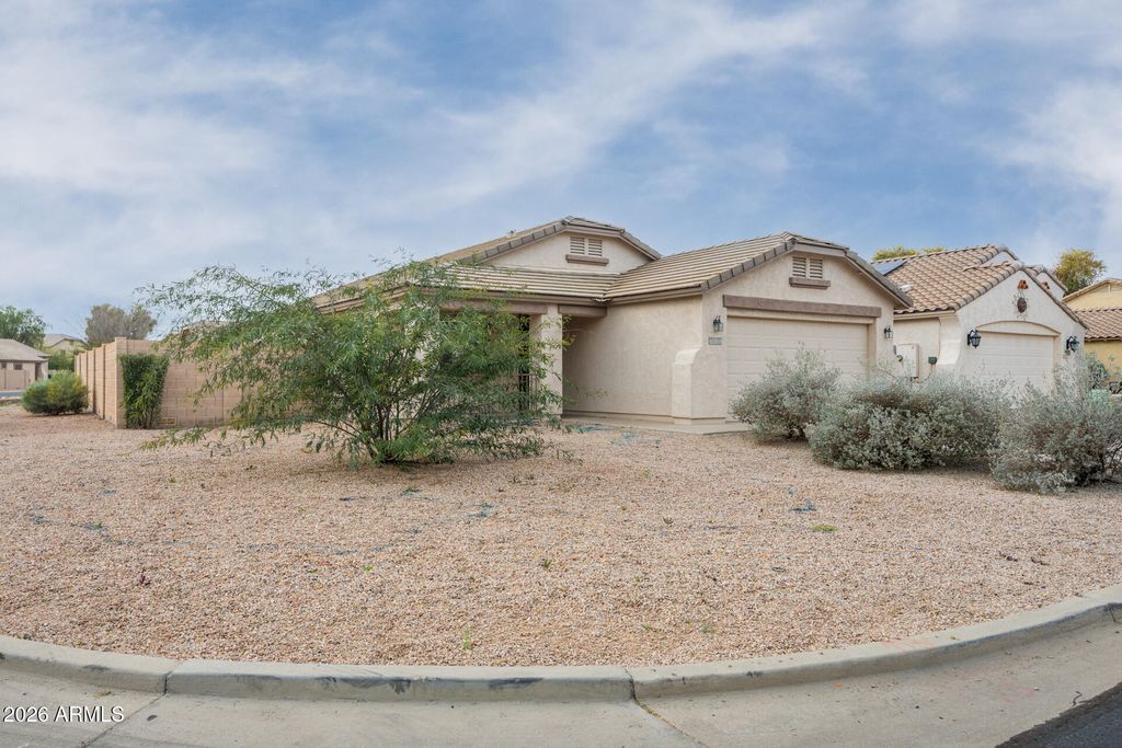 Photo of 43909 W Arizona Avenue, Maricopa, AZ 85138 (MLS # 6978255)