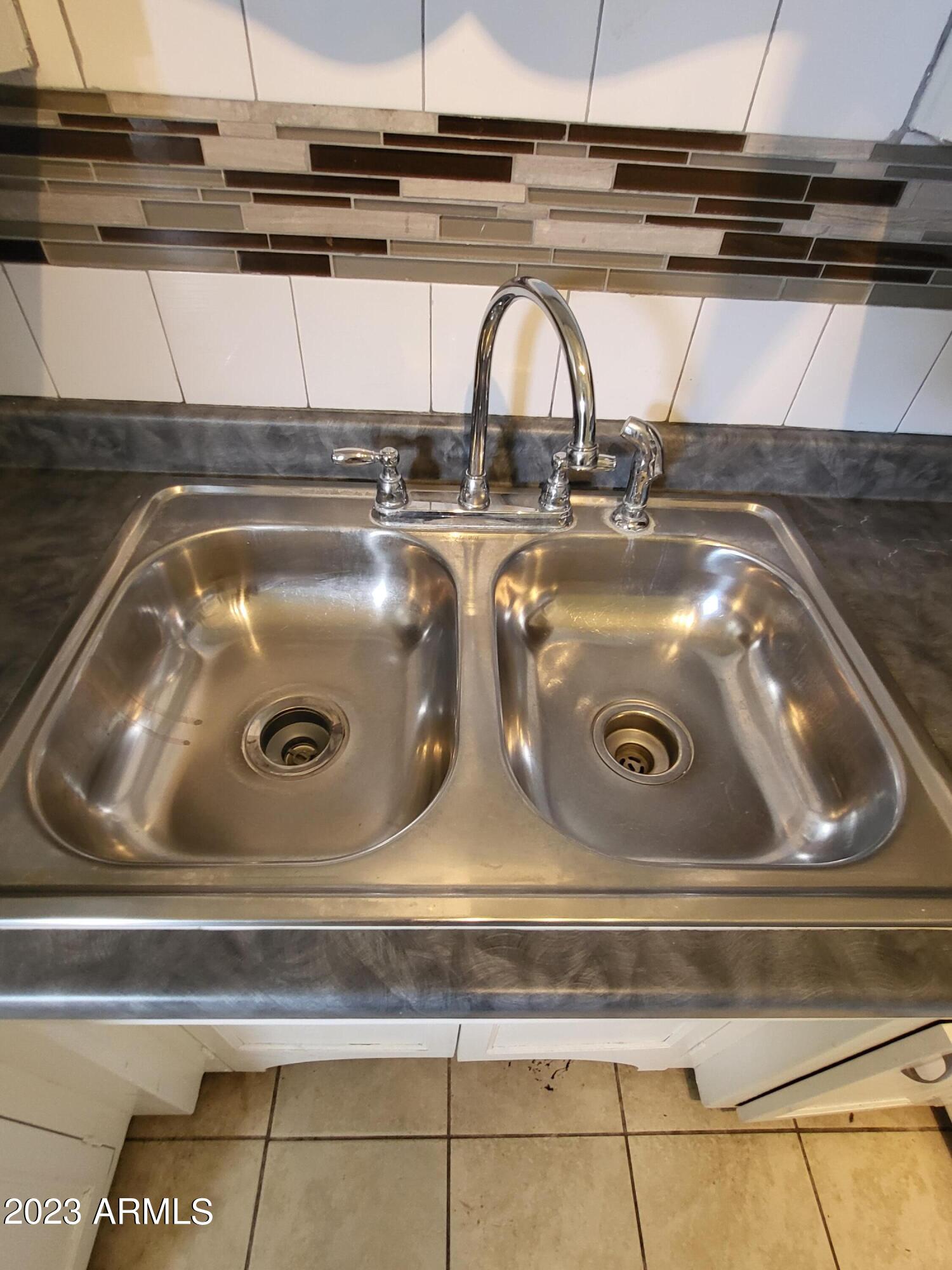 1851 E YALE Street 2