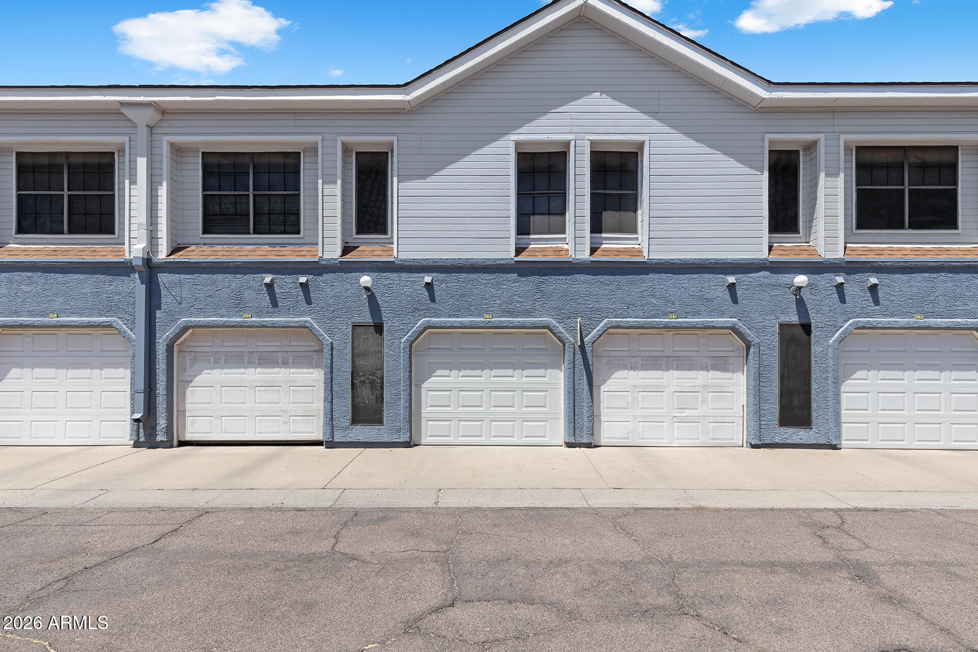 VILLAGE SQUARE - Residential
