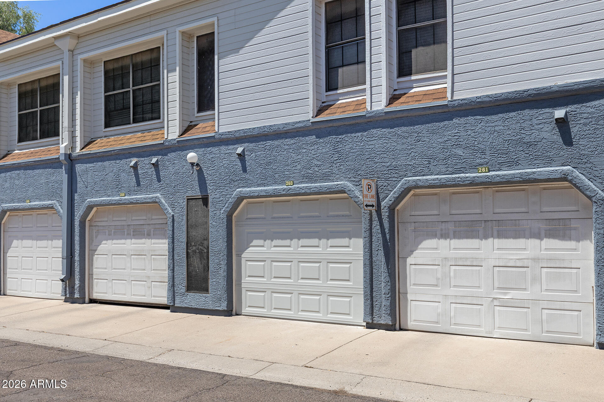 VILLAGE SQUARE - Residential
