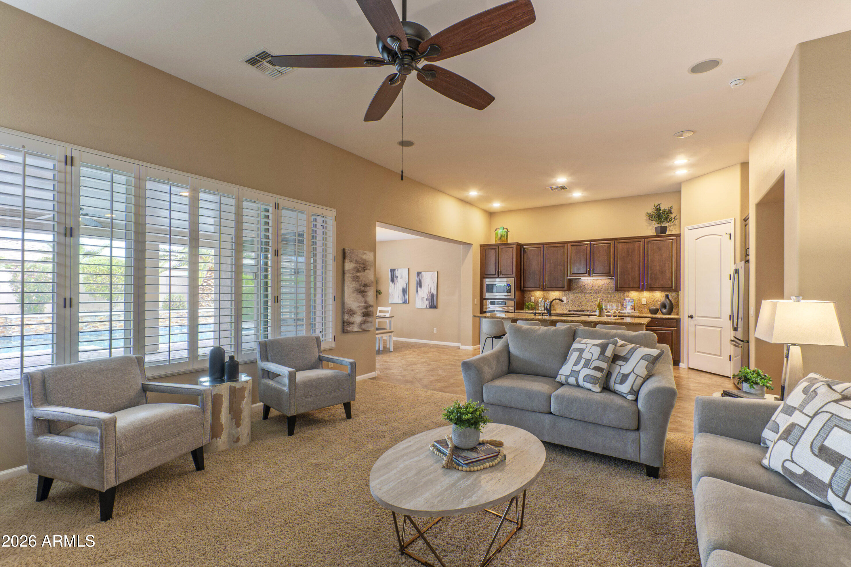 16724 W HOLLY Street