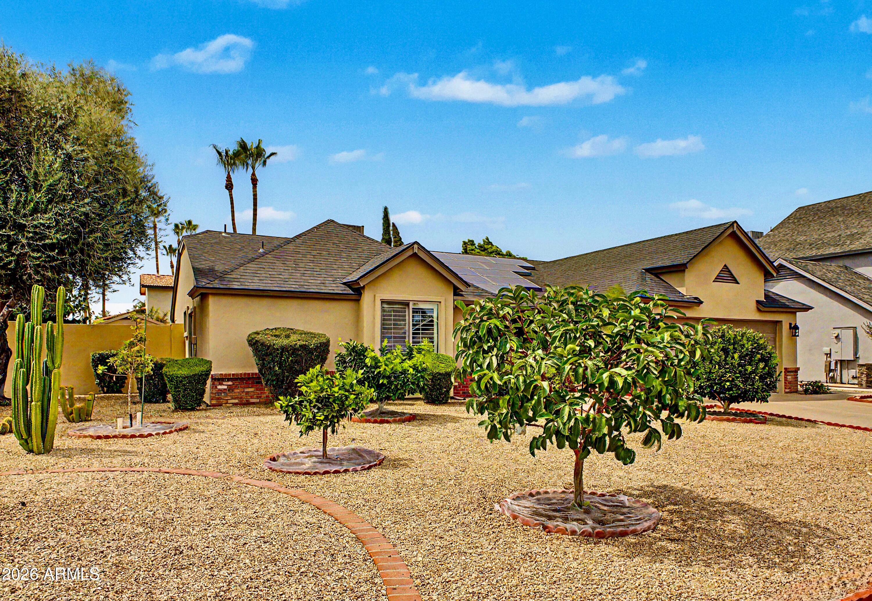 5002 E BLANCHE Drive