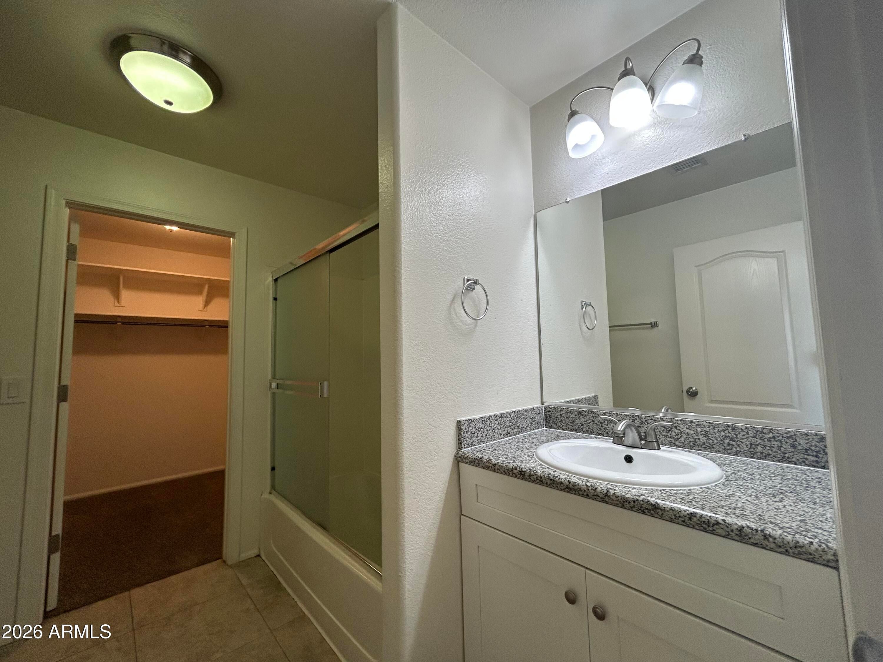 447 W CORRIENTE Court
