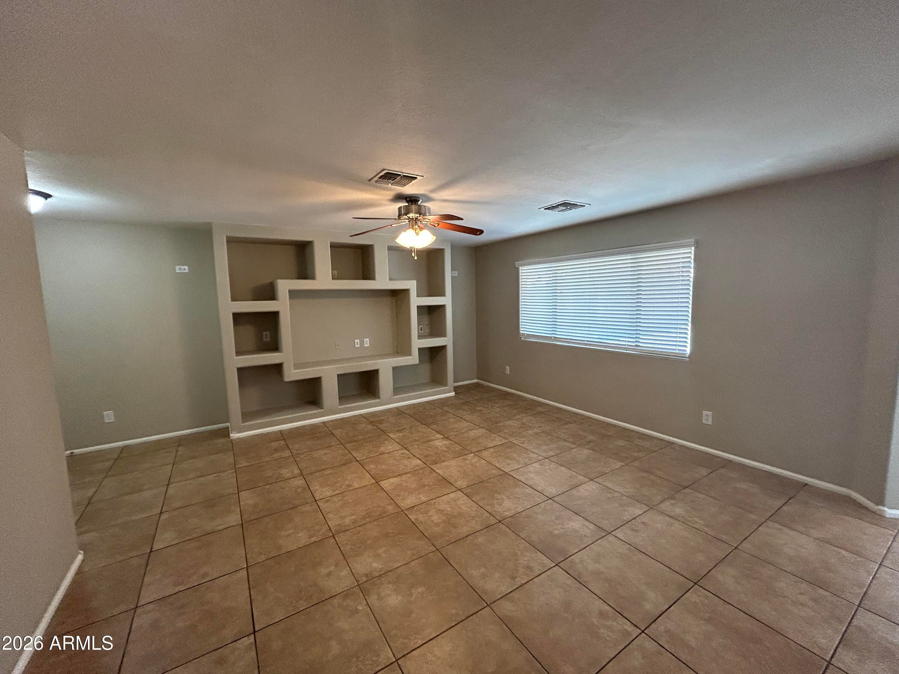 447 W CORRIENTE Court