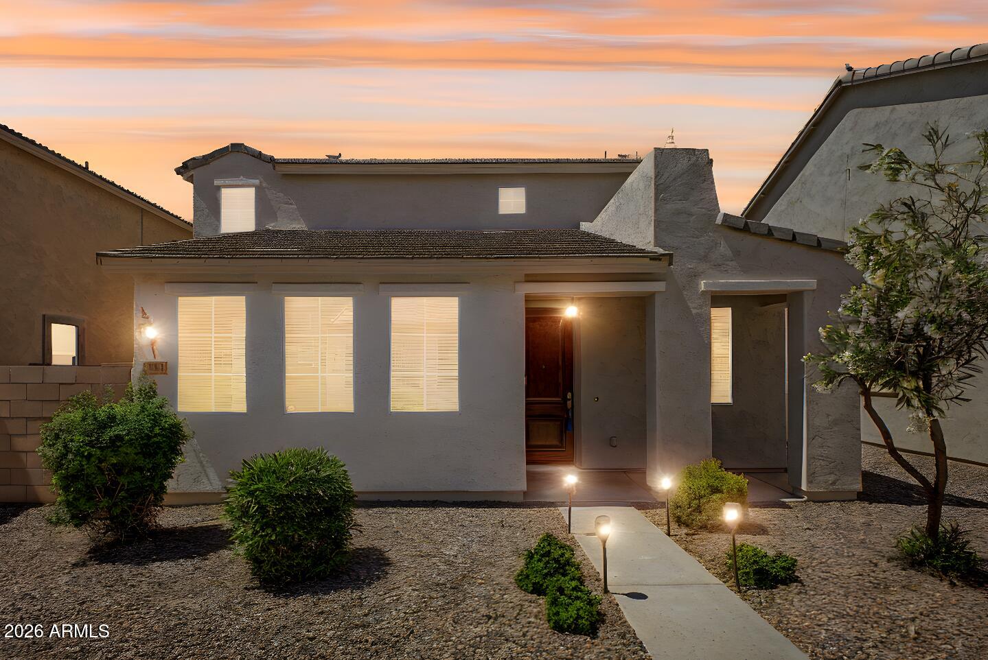 4131 E OAKLAND Street