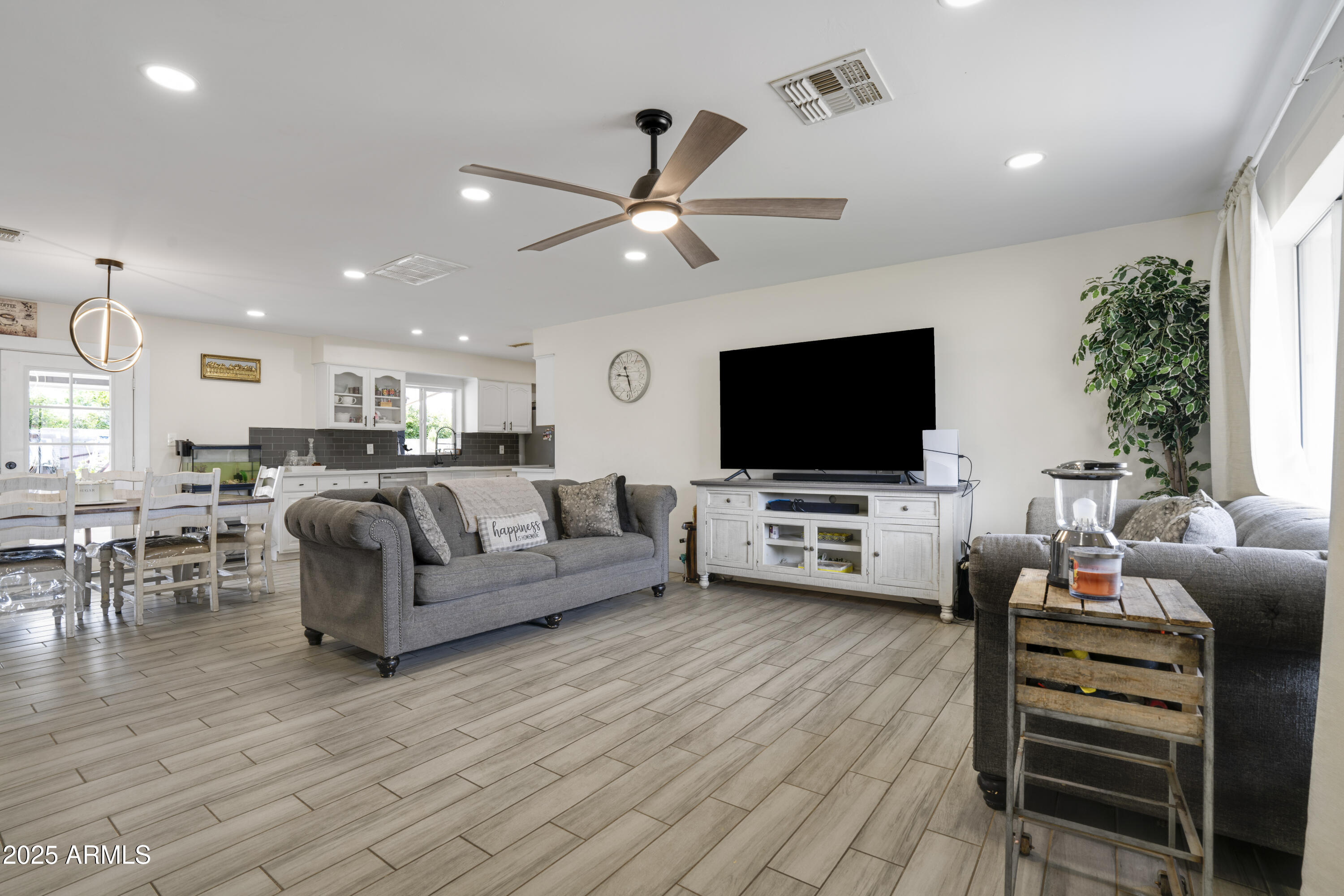 5701 W Royal Palm Road