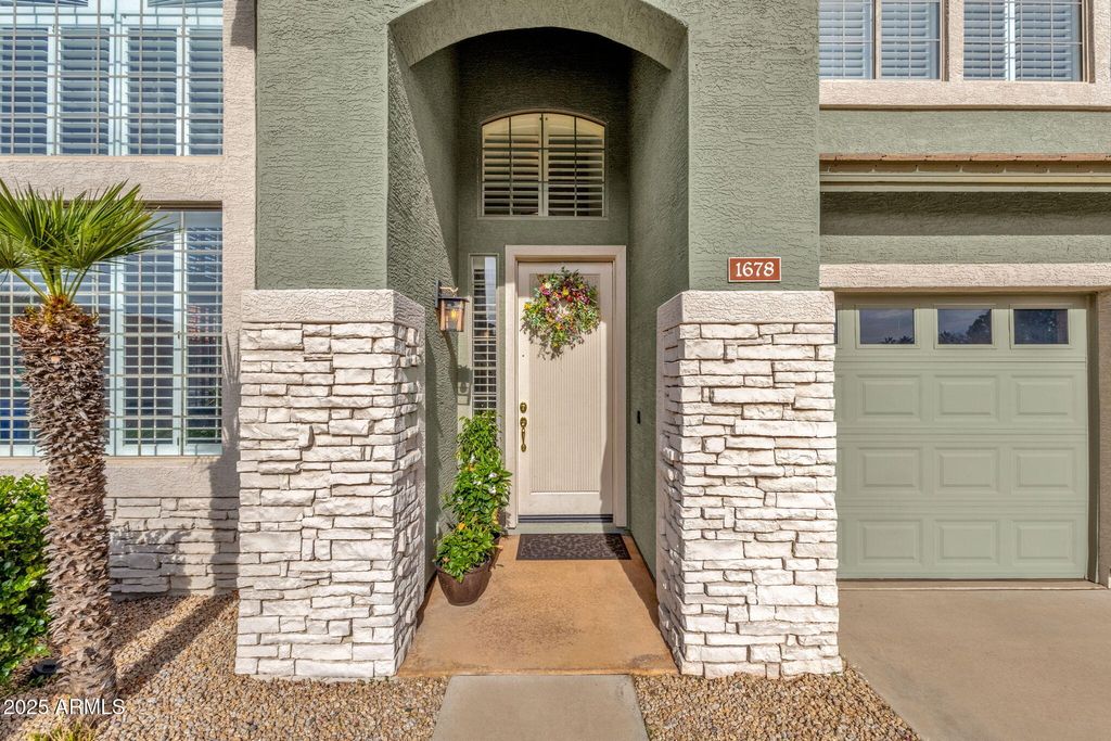 Photo of 1678 E Rawhide Street, Gilbert, AZ 85296 (MLS # 6958388)