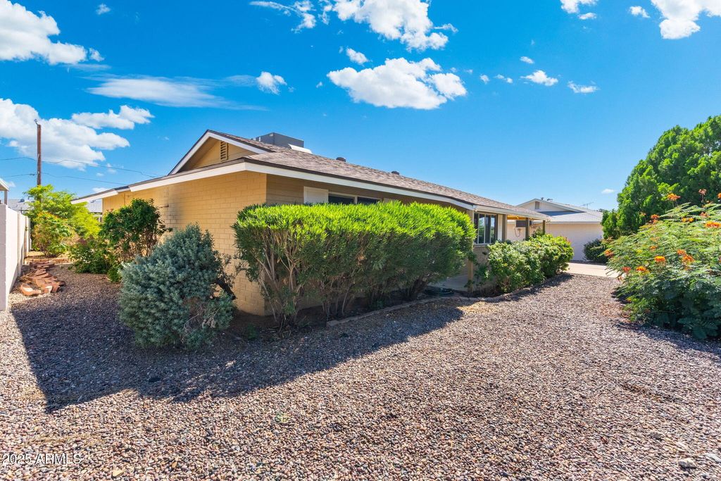 Photo of 10351 W Pinehurst Drive, Sun City, AZ 85351 (MLS # 6930921)