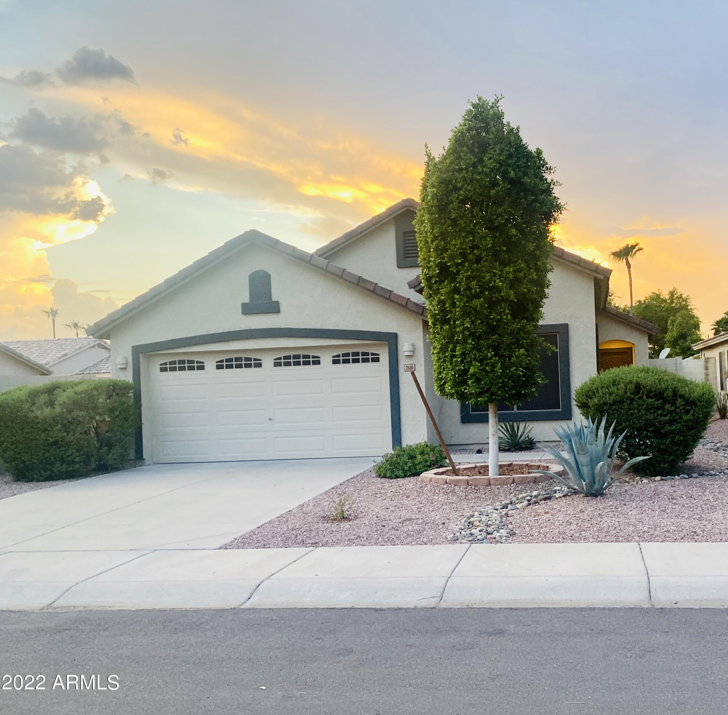 2610 N 107TH Drive