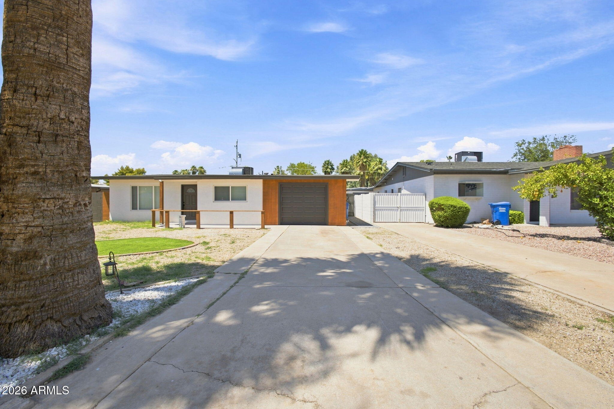 2232 E MITCHELL Drive