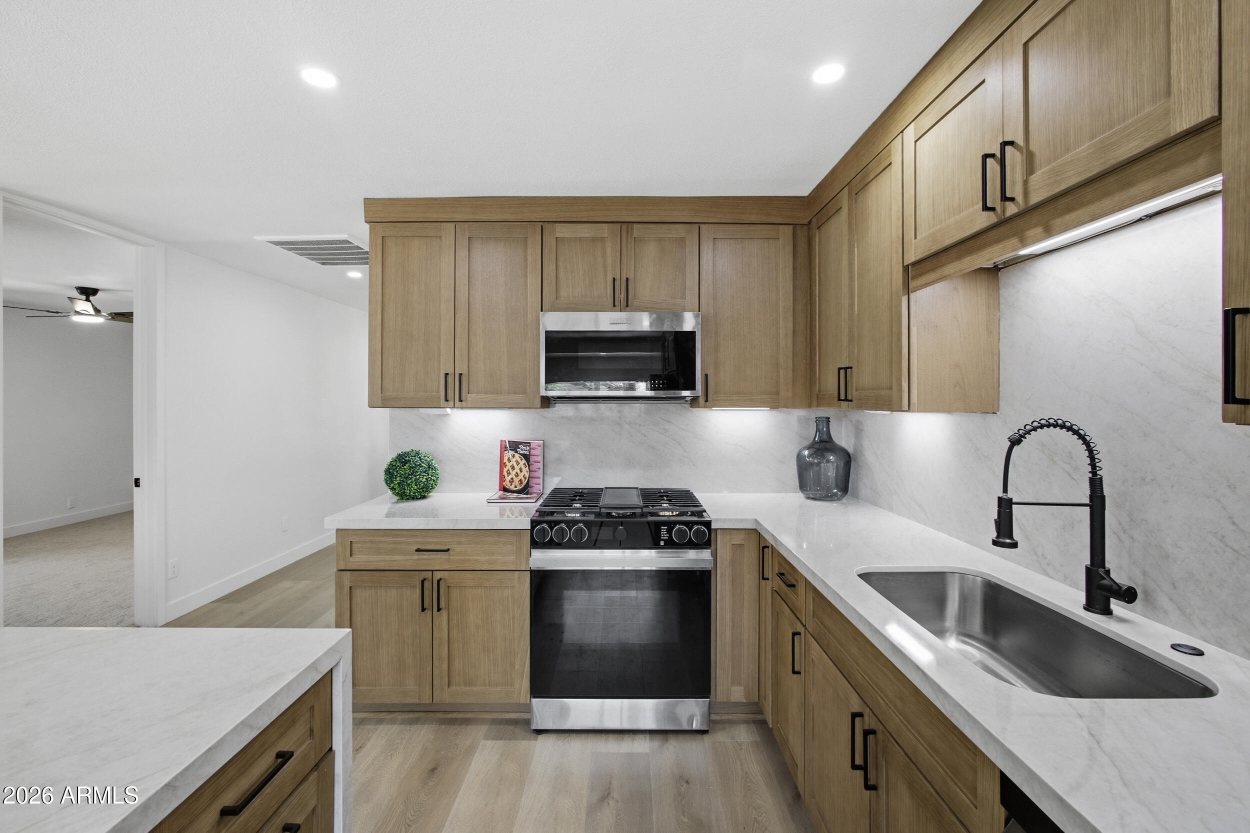 2232 E MITCHELL Drive