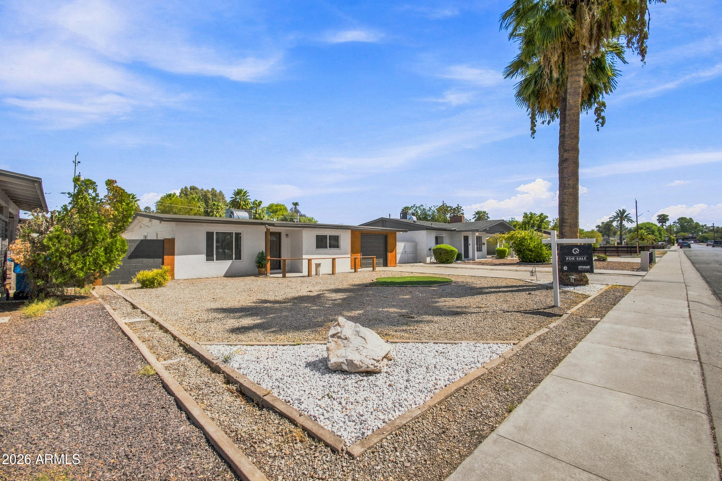 2232 E MITCHELL Drive