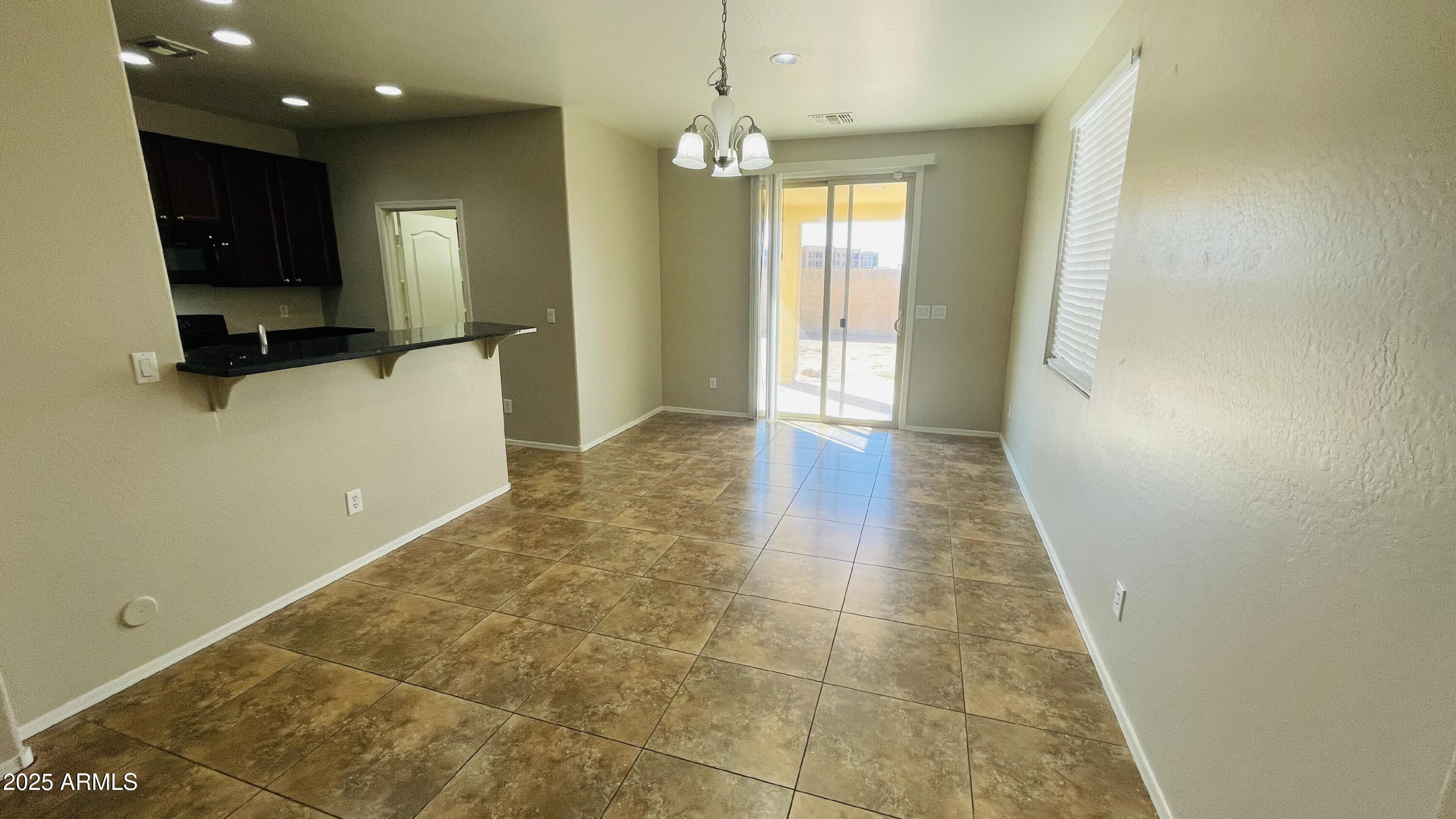 42447 W CAPISTRANO Drive