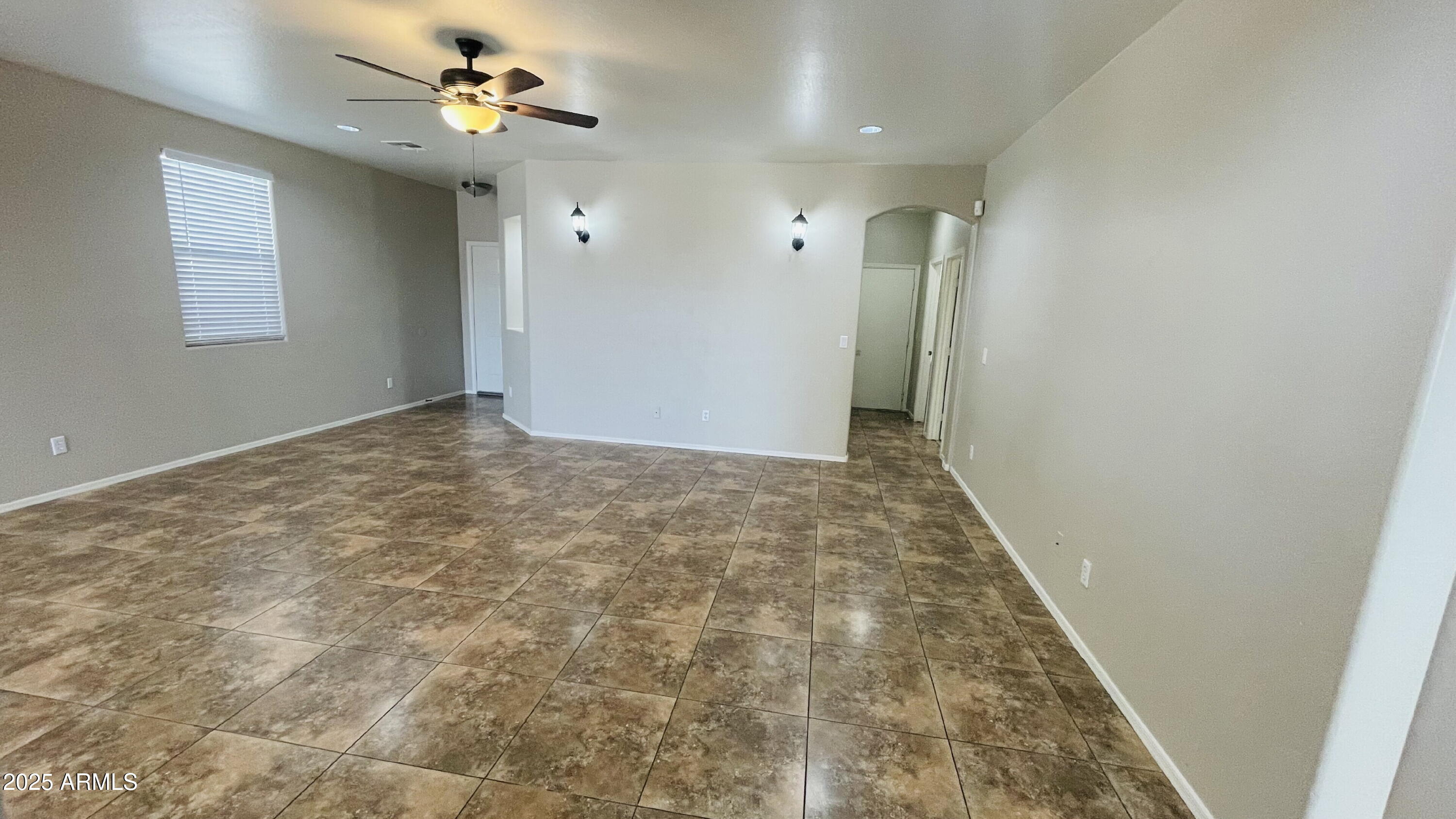 42447 W CAPISTRANO Drive